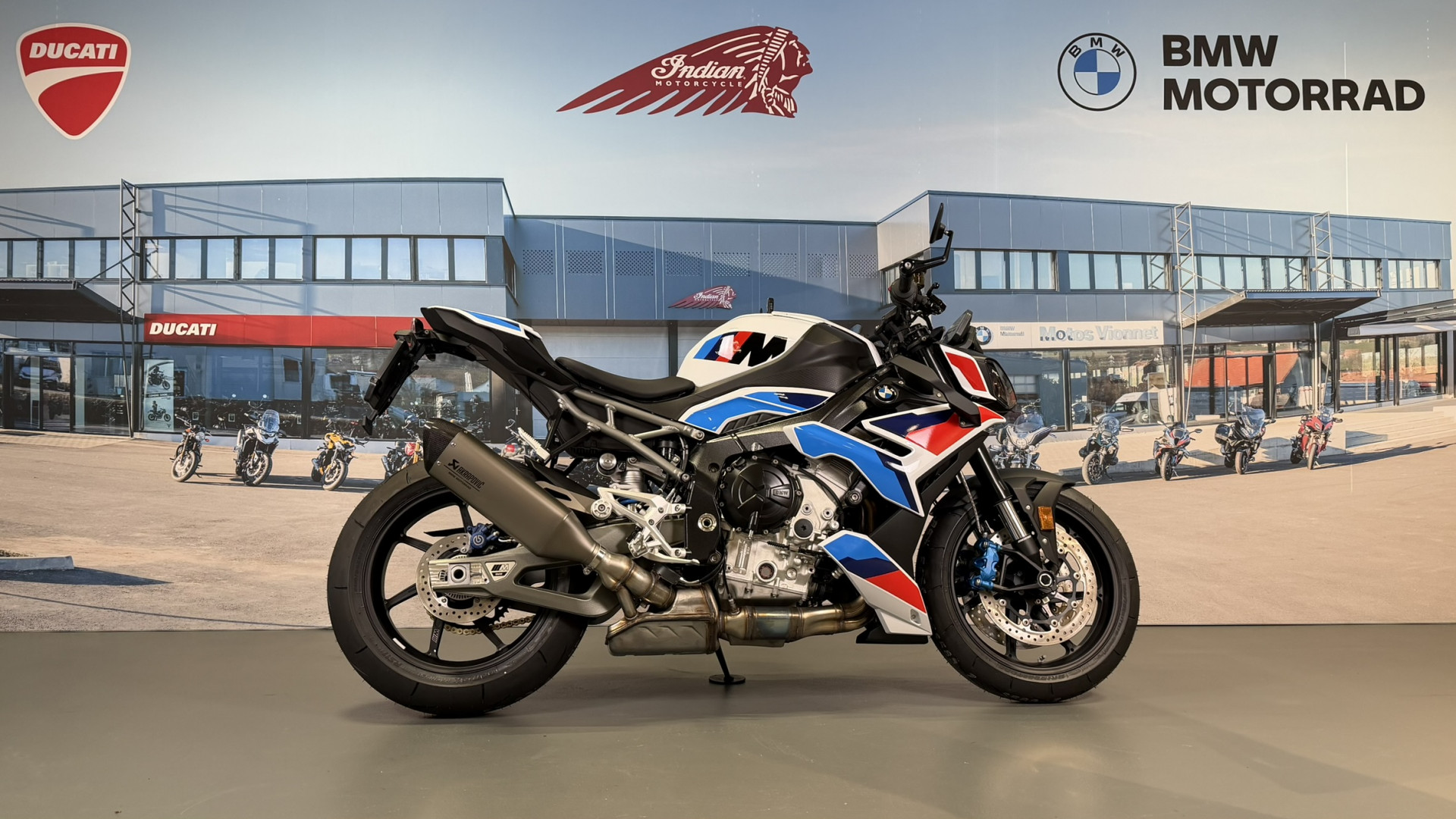 BMW M 1000 R 5 ans de garantie et Leasing à partir de 2.9%-image-4