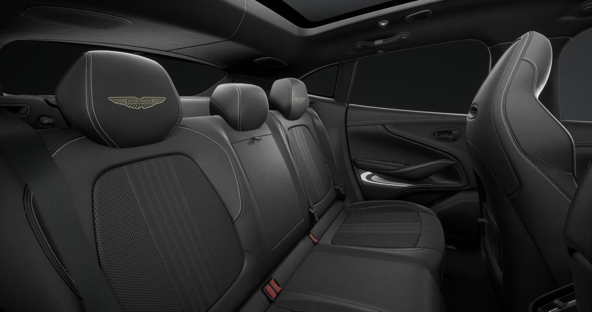 ASTON MARTIN DBX 707 4.0 V8 Bi-Turbo-image-7