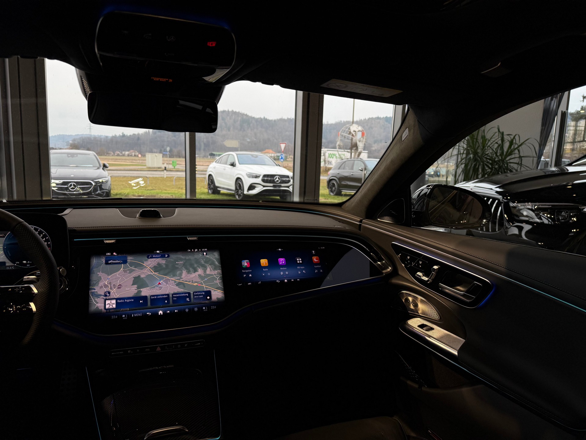 MERCEDES-BENZ AMG E 53 Hybrid 4MATIC+ Limousine-image-8