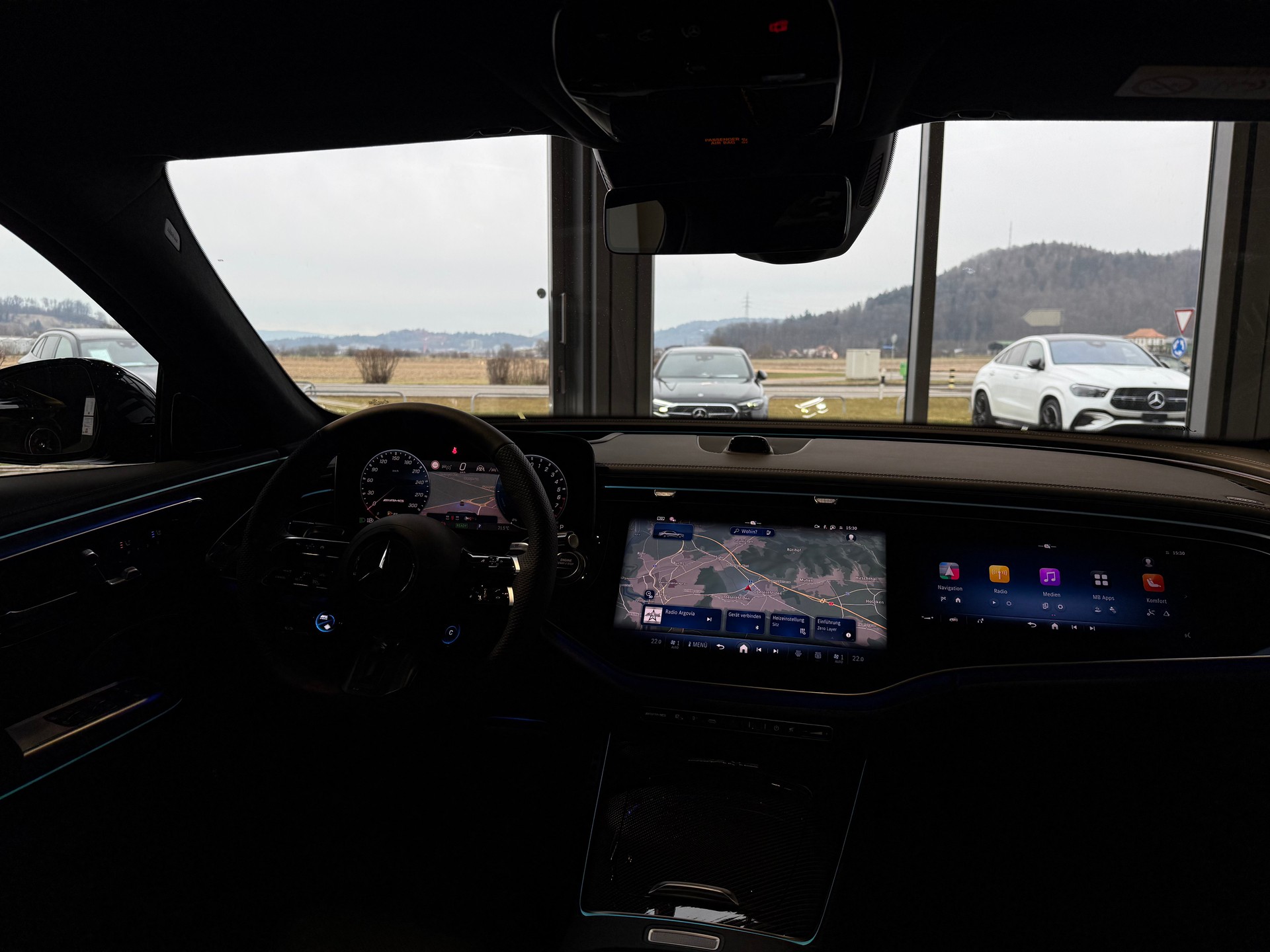 MERCEDES-BENZ AMG E 53 Hybrid 4MATIC+ Limousine-image-7