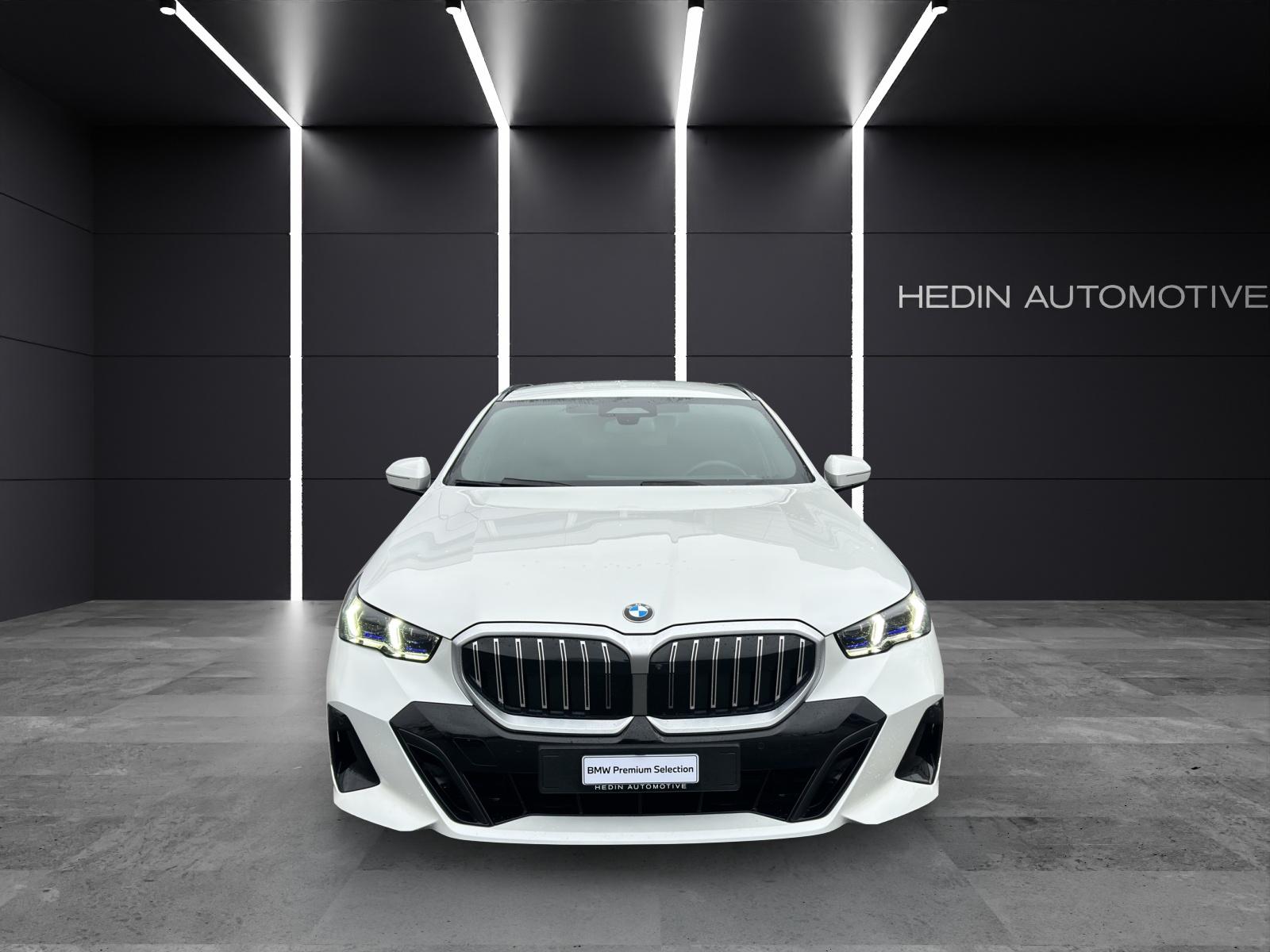 BMW 520d xDrive Touring-image-3
