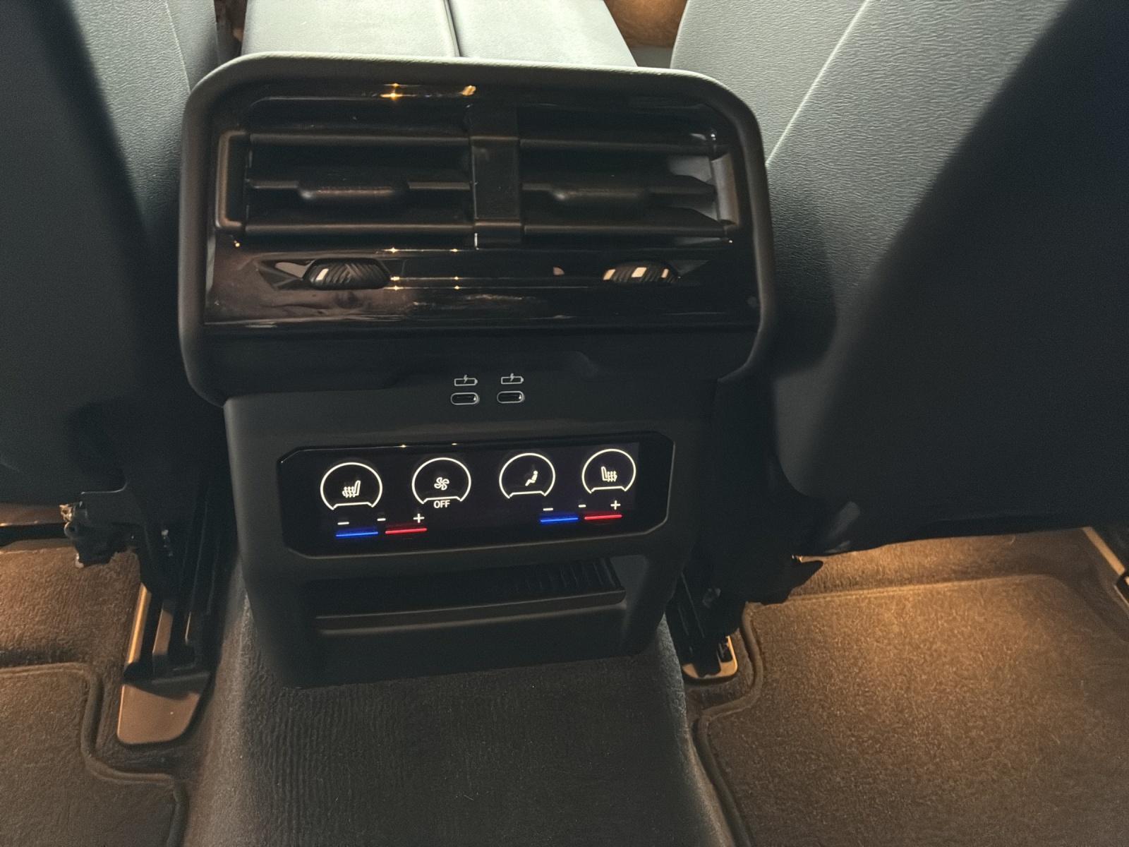 BMW 520d xDrive Touring-image-19
