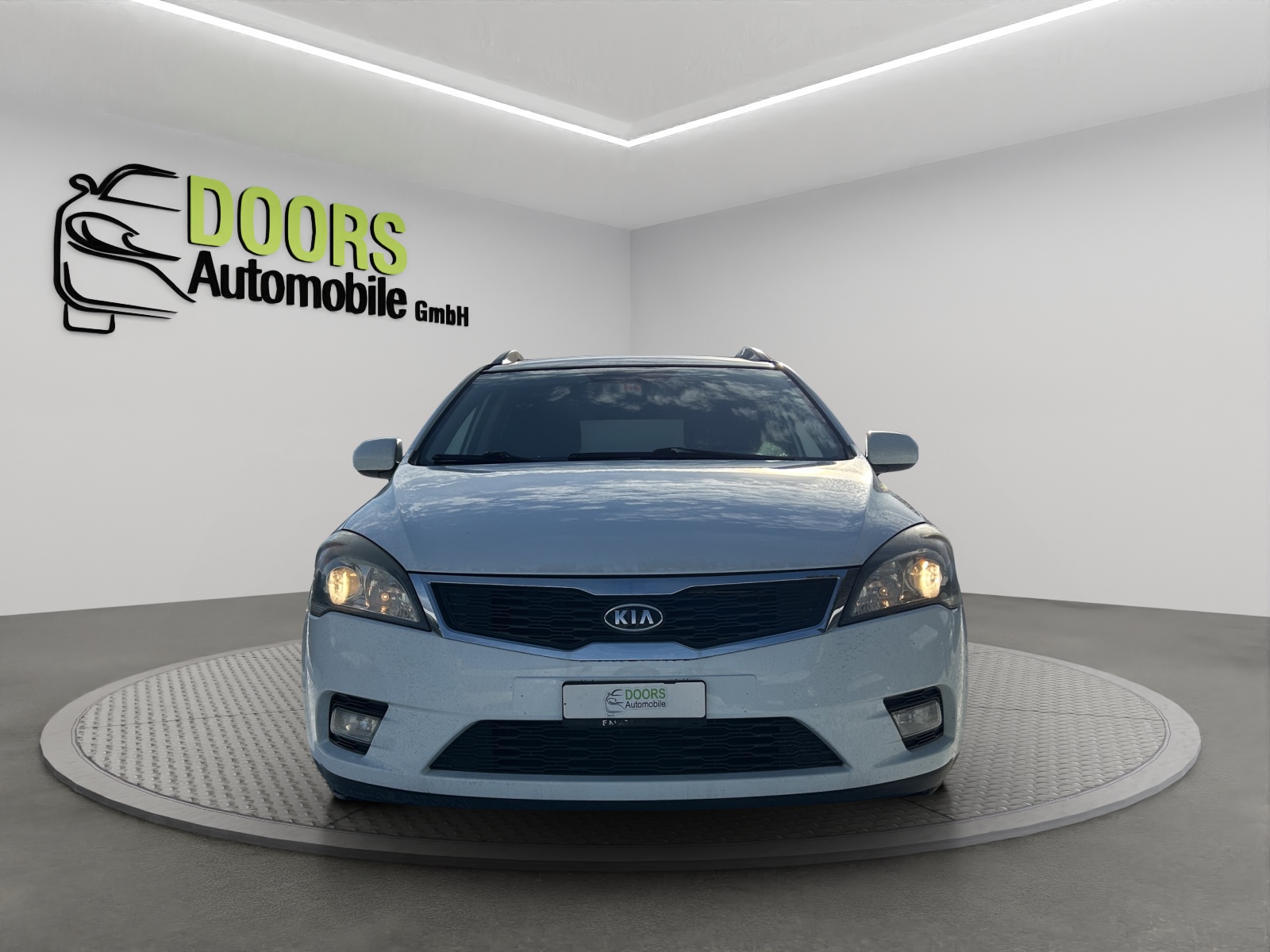 KIA Cee'd Sporty Wagon 1.4 16V Basic-showroom-element-1