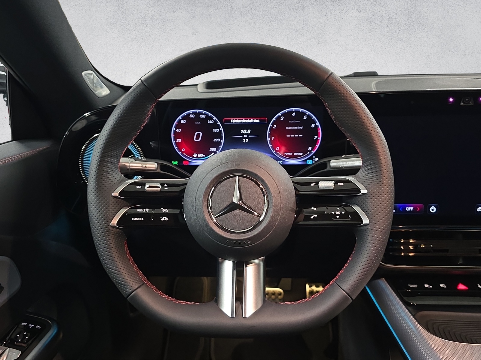 MERCEDES-BENZ CLA 220 AMG Line 4Matic-image-12