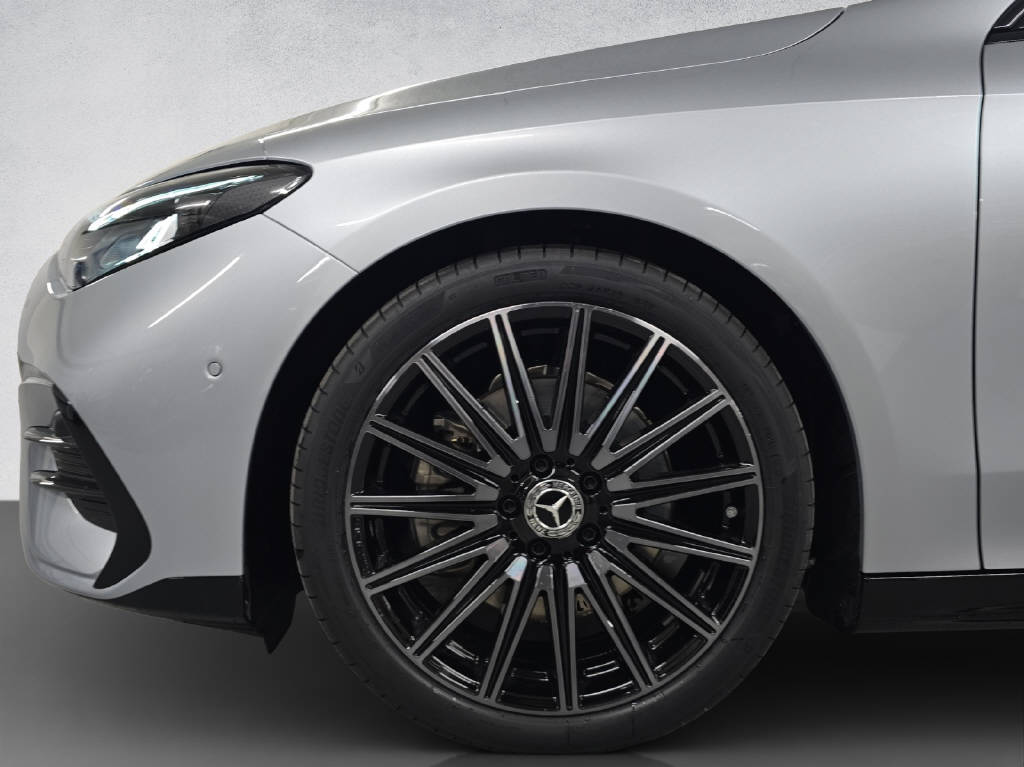 MERCEDES-BENZ CLA 220 AMG Line 4Matic-image-6
