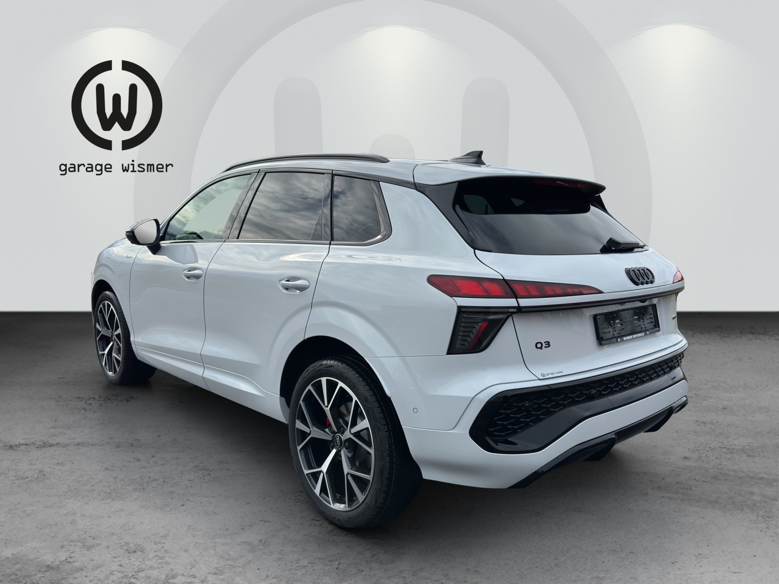 AUDI Q3 SUV TFSI quattro 150 kW S tronic-image-2
