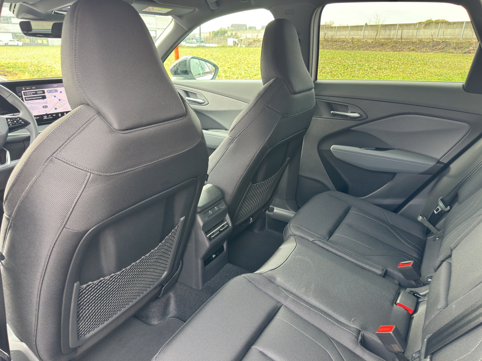AUDI Q3 SUV TFSI quattro 150 kW S tronic-image-19