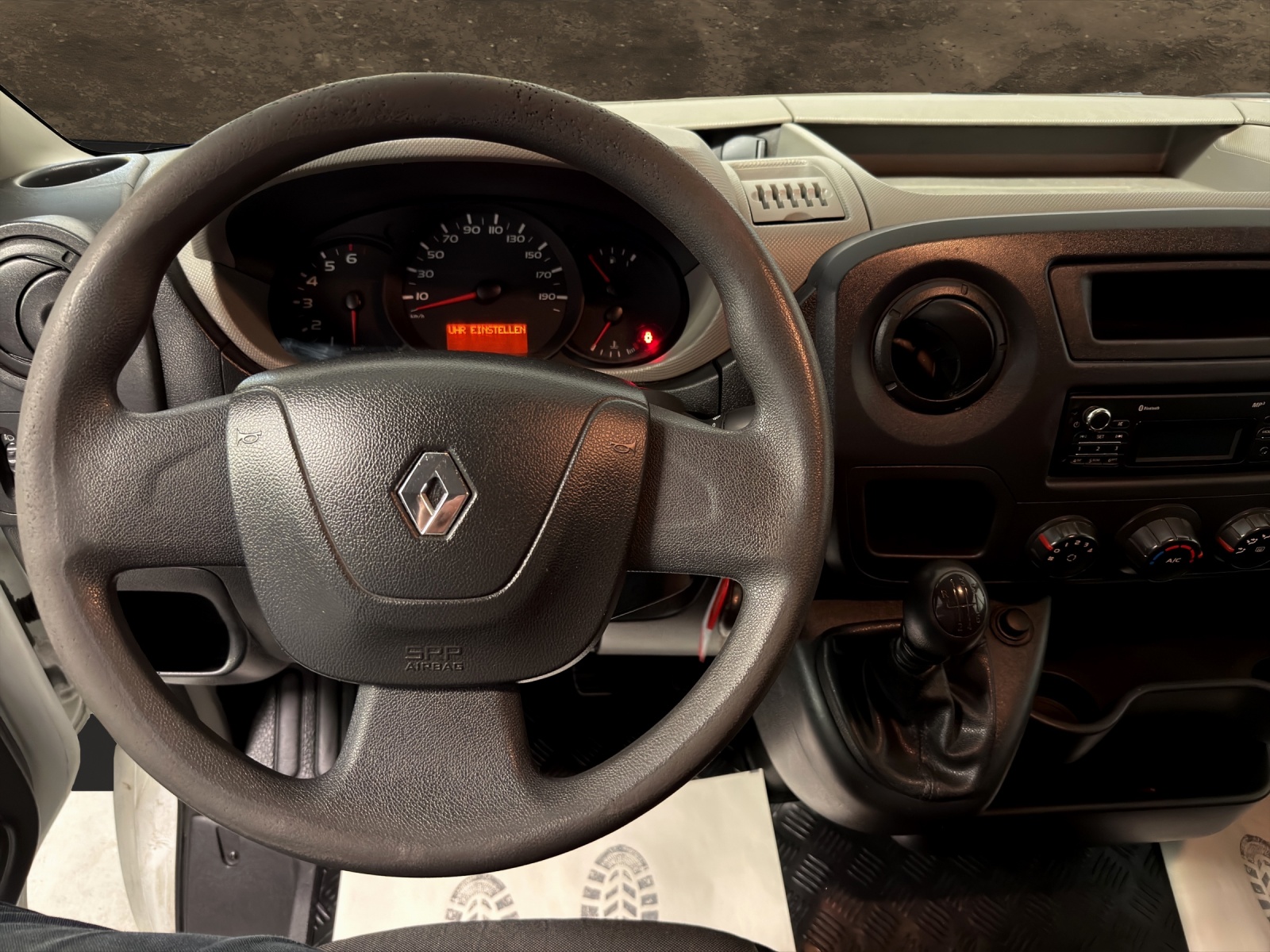 RENAULT RENAULT Master T35 2.3dCi 125 L2 *7-Plätzer*-image-8