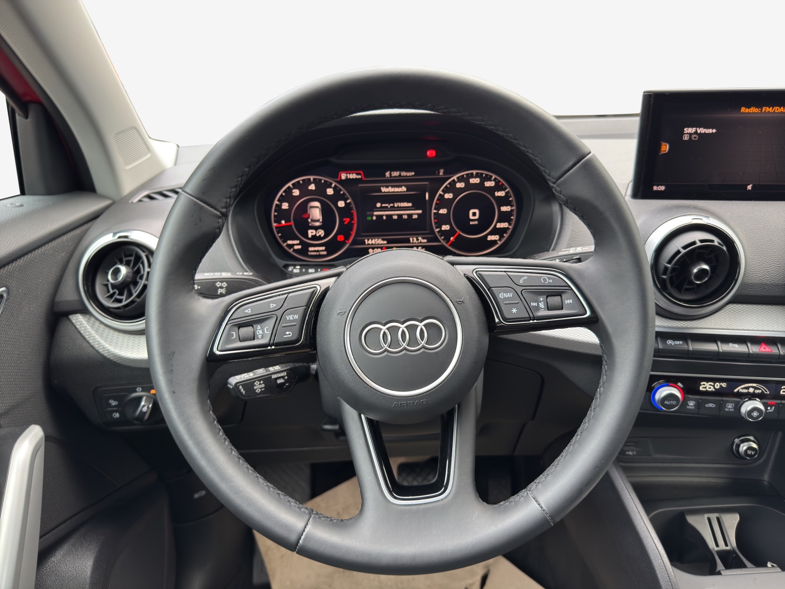 AUDI Q2 35 TFSI S line S-tronic-image-9