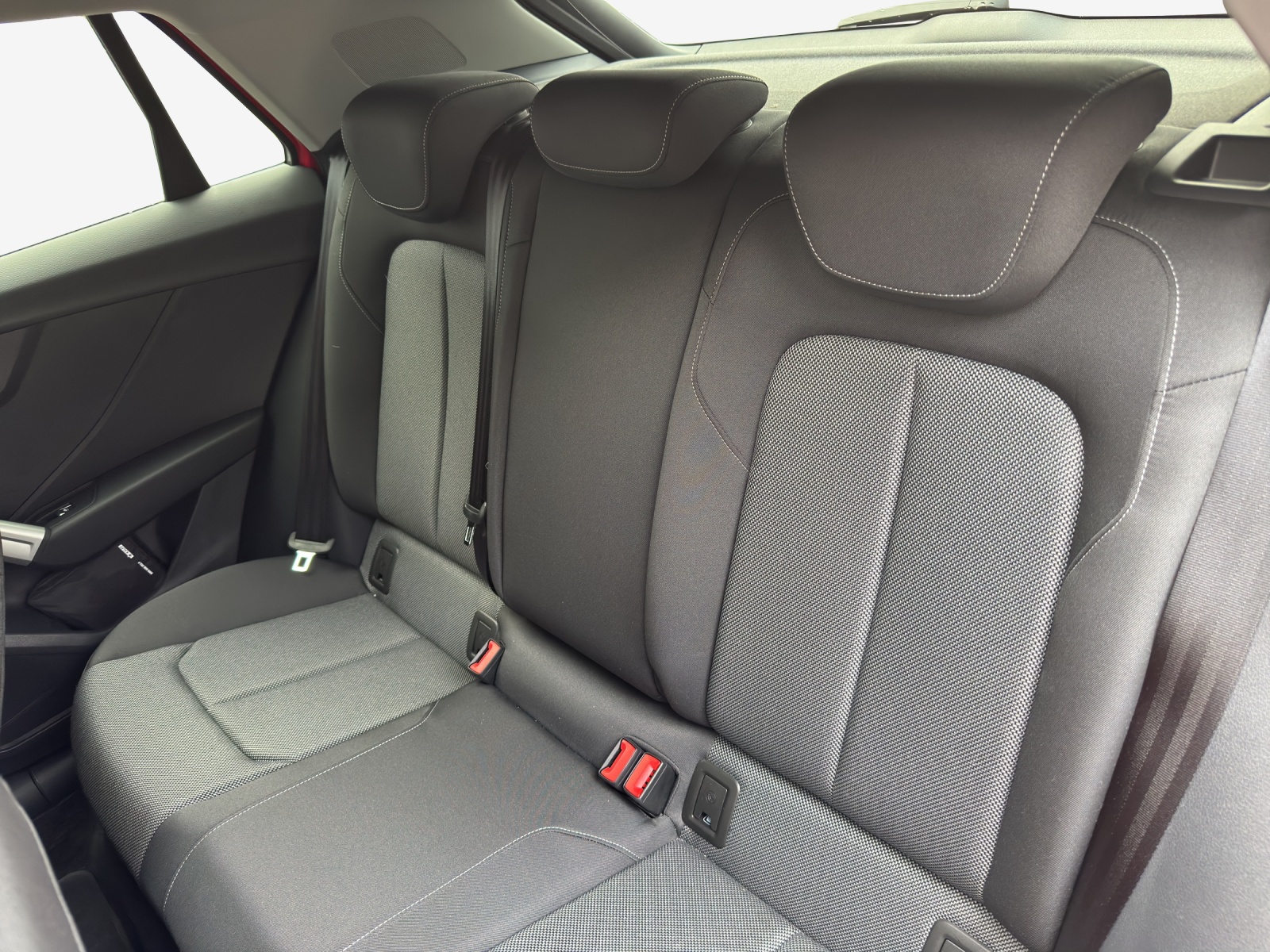 AUDI Q2 35 TFSI S line S-tronic-image-11
