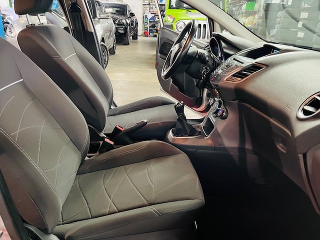 FORD Fiesta 1.0 SCTi Trend-image-10
