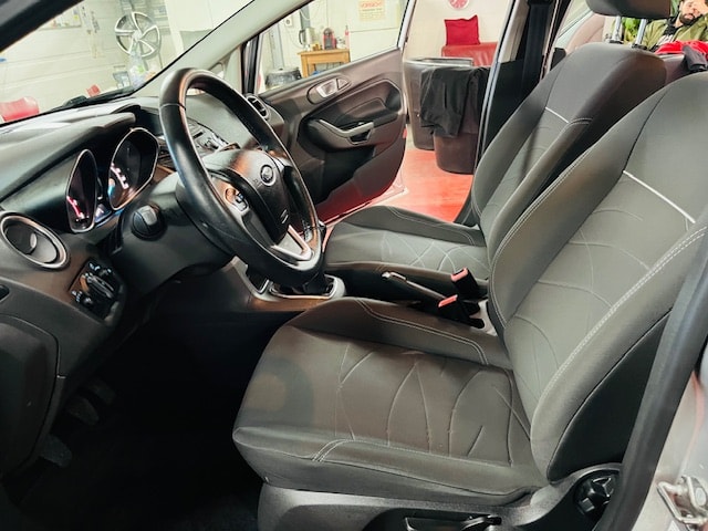 FORD Fiesta 1.0 SCTi Trend-image-15