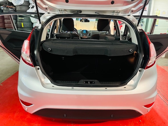 FORD Fiesta 1.0 SCTi Trend-image-14
