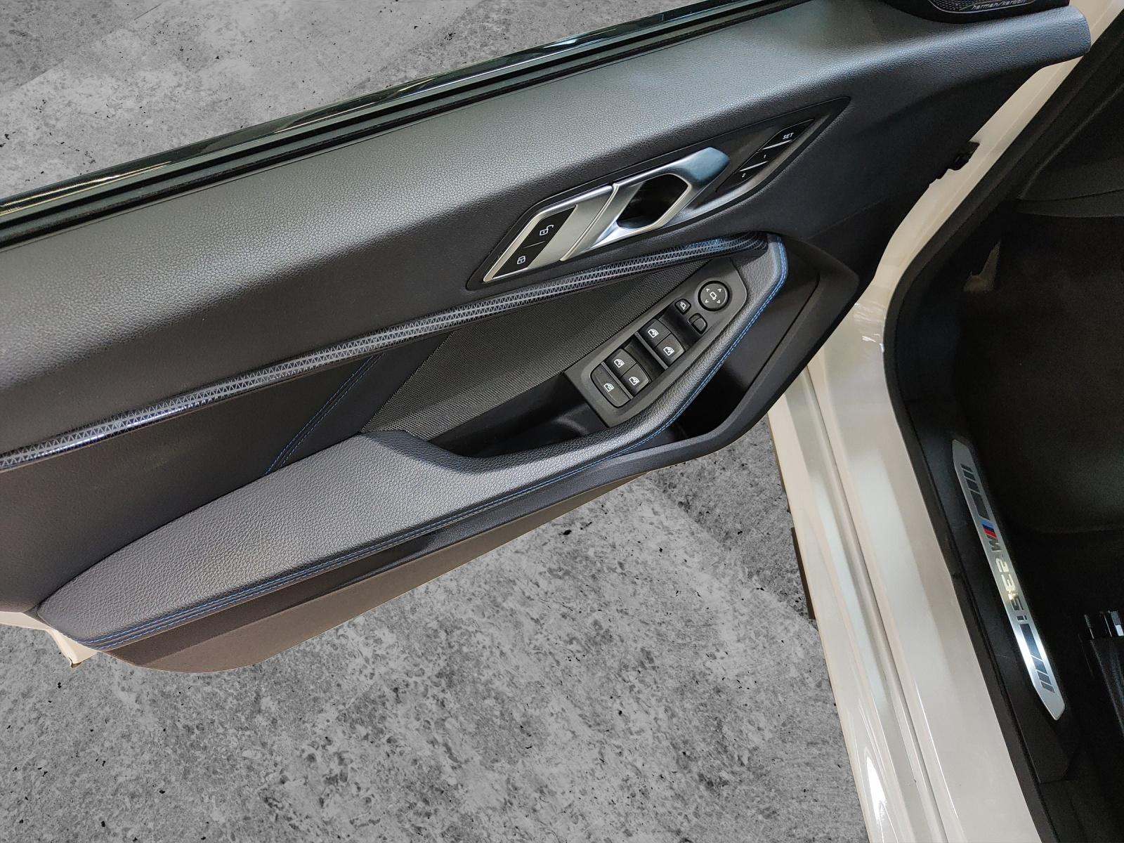 BMW M235i xDrive Gran Coupé-image-10