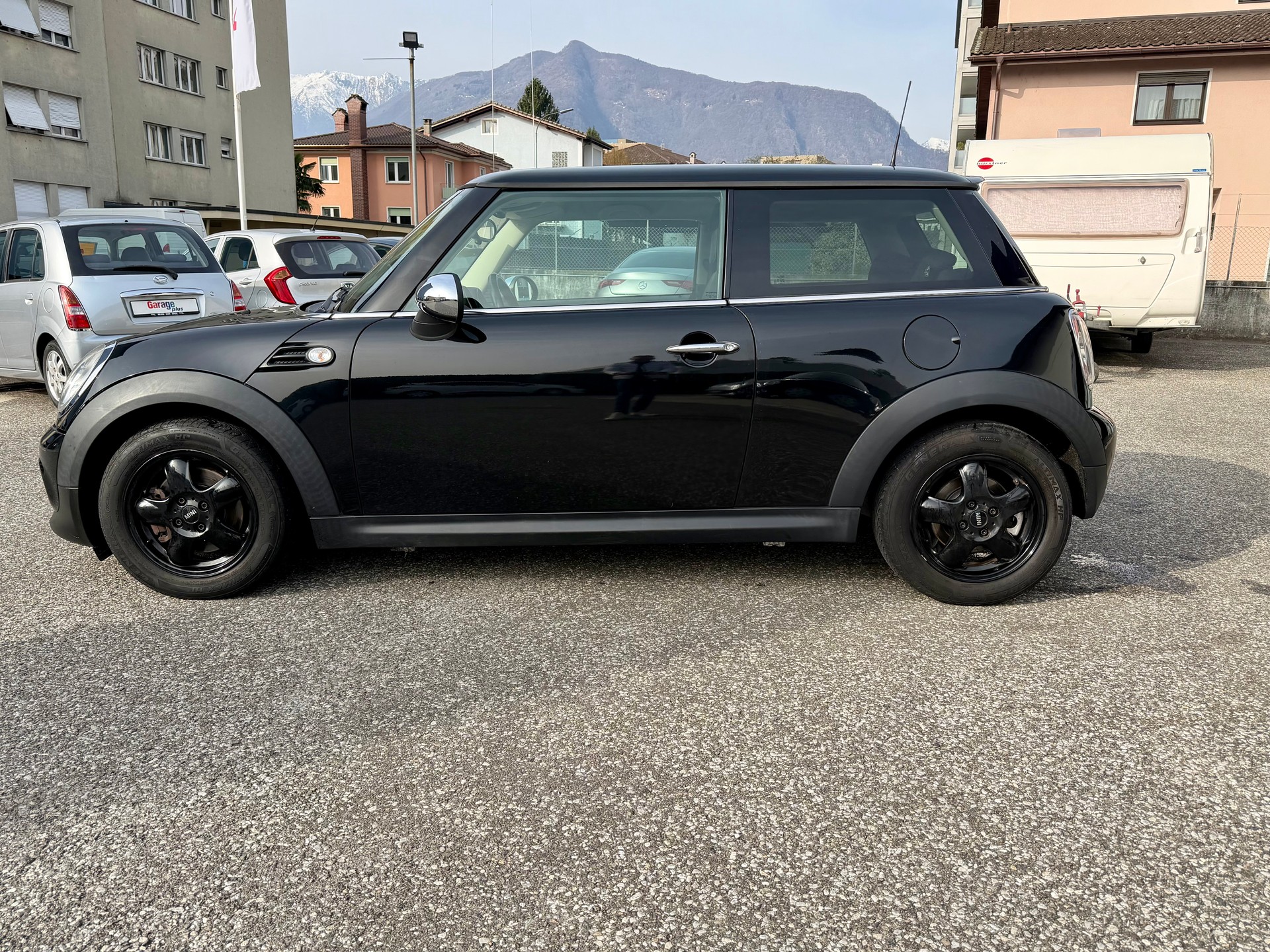 MINI One-image-5