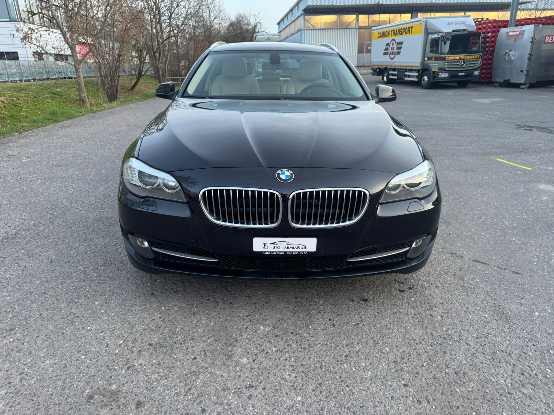 BMW 520d Touring-image-0