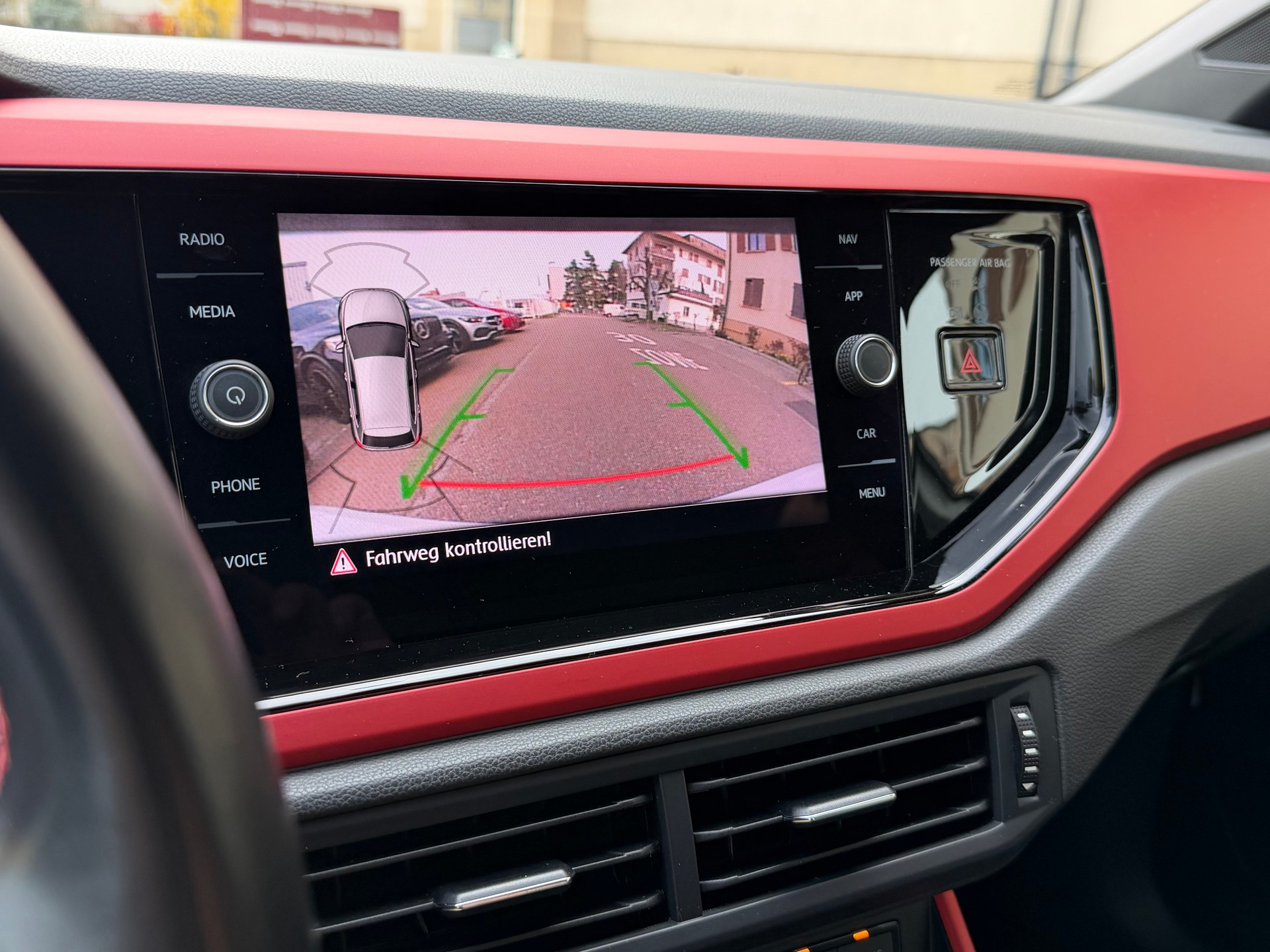 VW Polo 2.0 TSI GTI DSG-image-15