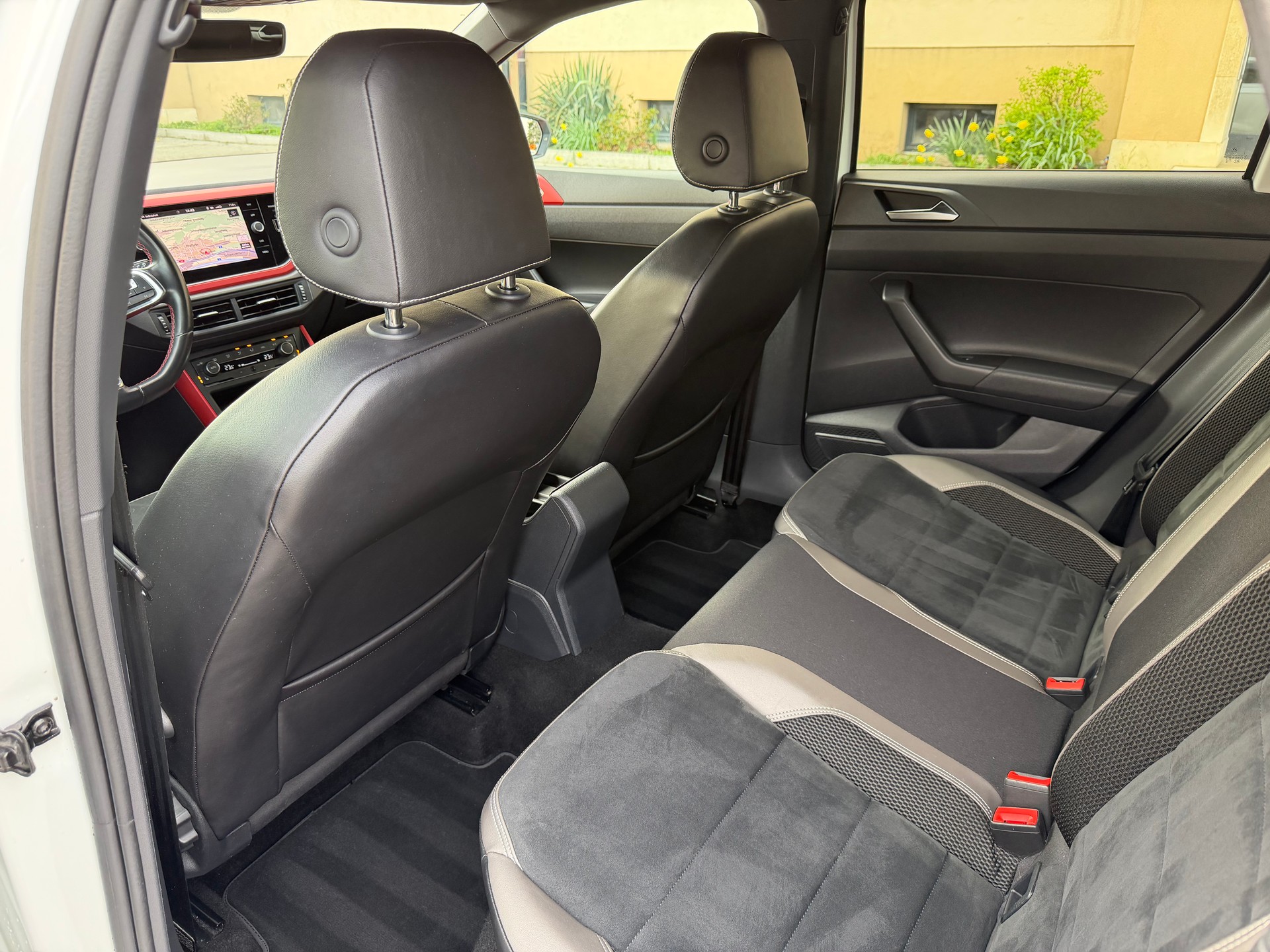 VW Polo 2.0 TSI GTI DSG-image-20