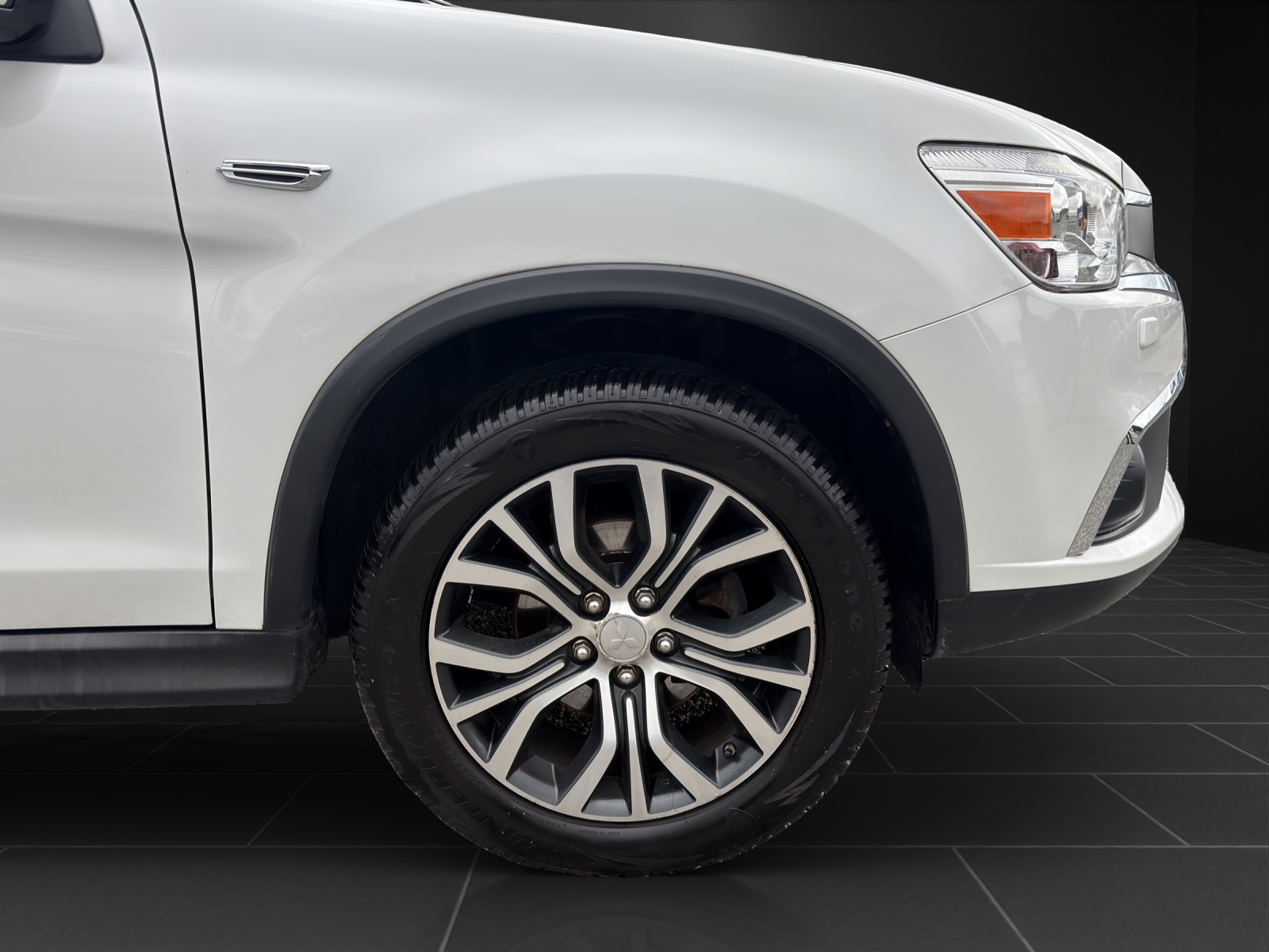 MITSUBISHI ASX 2.2 DID Style Anniversary Edition 100 4WD Automatic-image-14