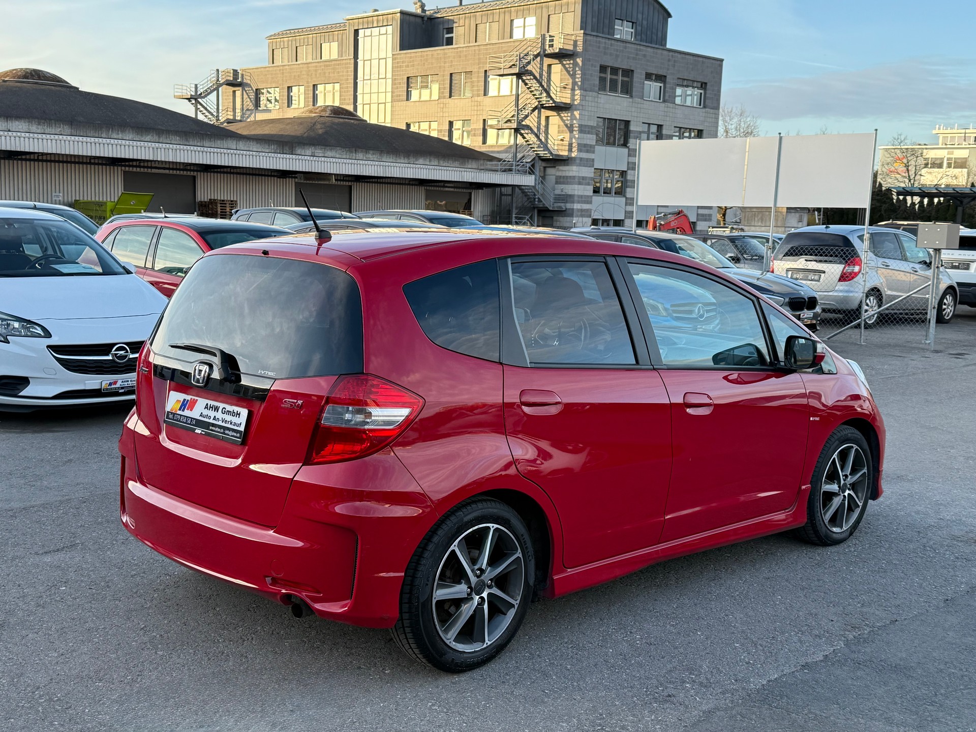 HONDA Jazz 1.4i Si / Frisch ab MFK / 1 Jahr Garantie / 8-fach bereift-image-3