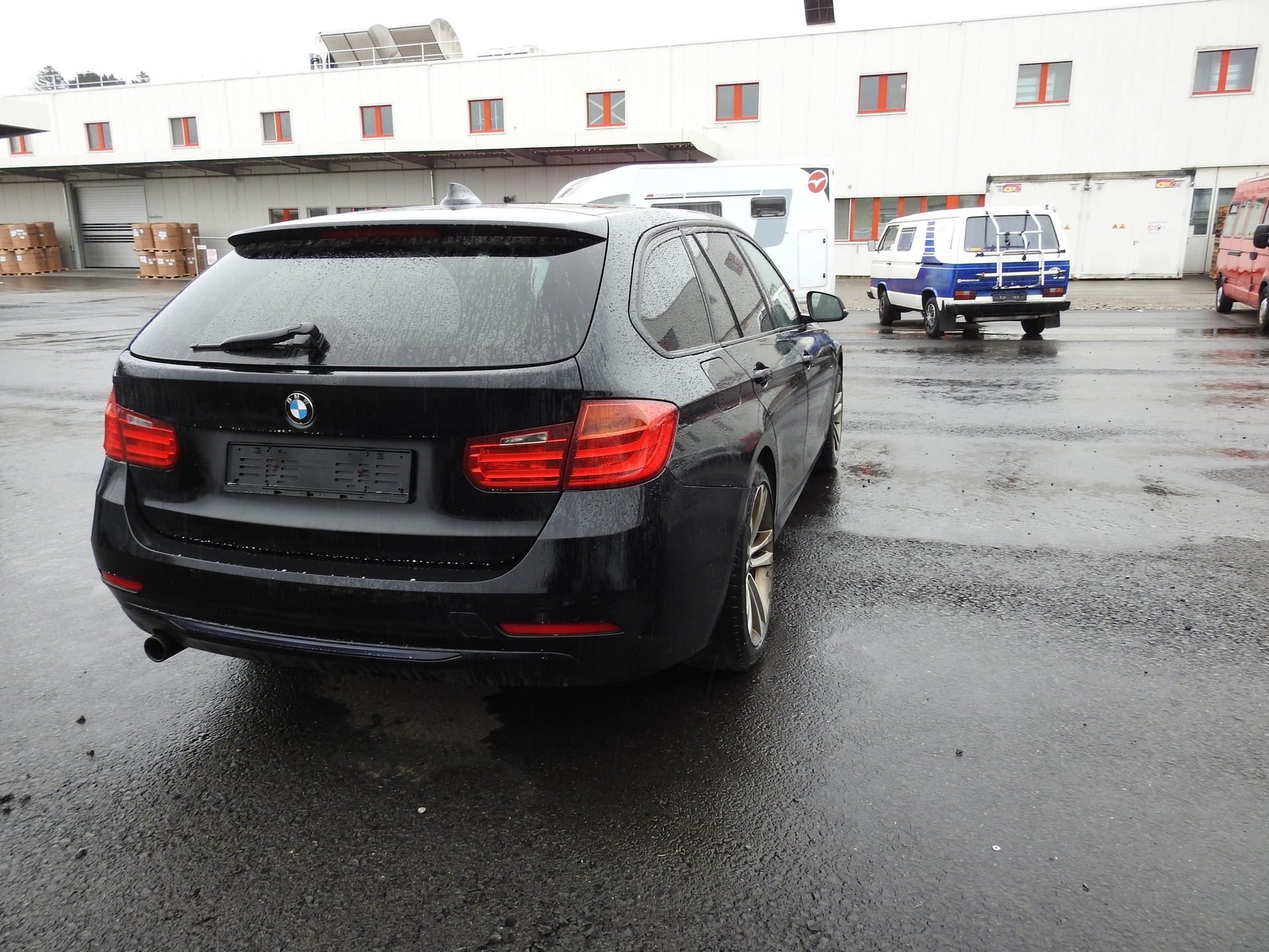 BMW 320d xDrive Touring Sport Line Steptronic-image-6