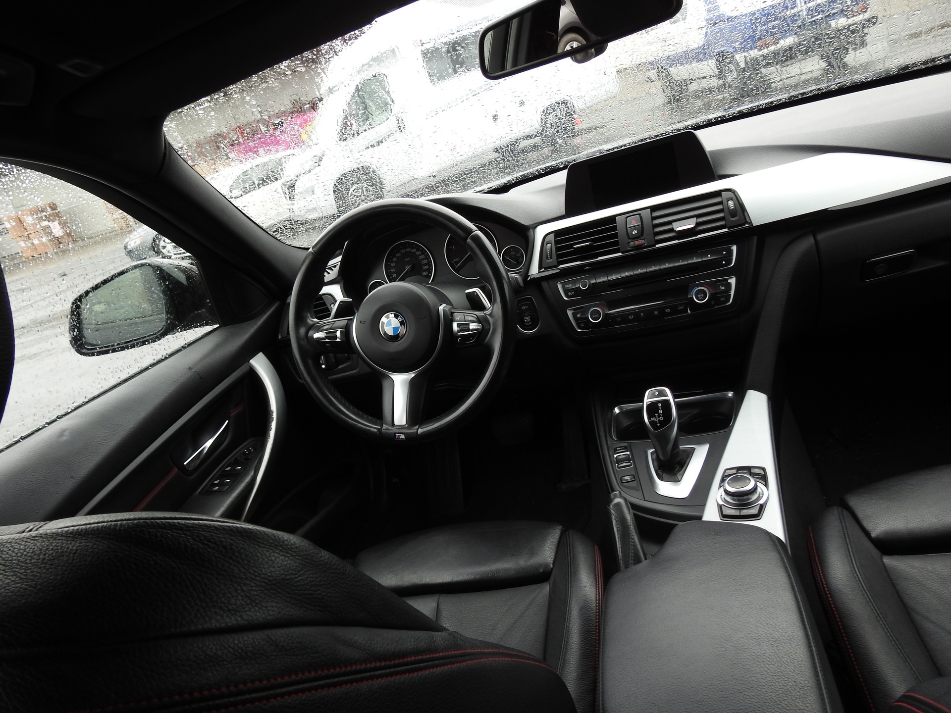 BMW 320d xDrive Touring Sport Line Steptronic-image-19