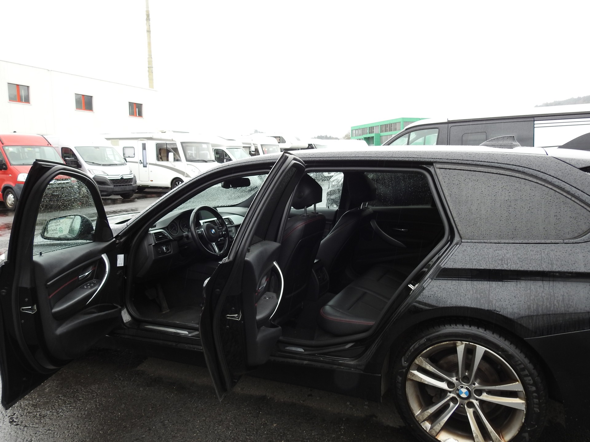 BMW 320d xDrive Touring Sport Line Steptronic-image-15