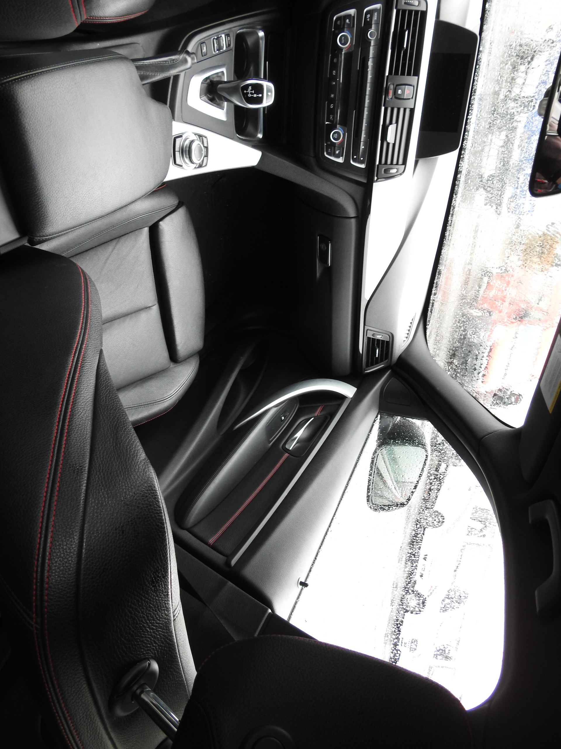 BMW 320d xDrive Touring Sport Line Steptronic-image-18
