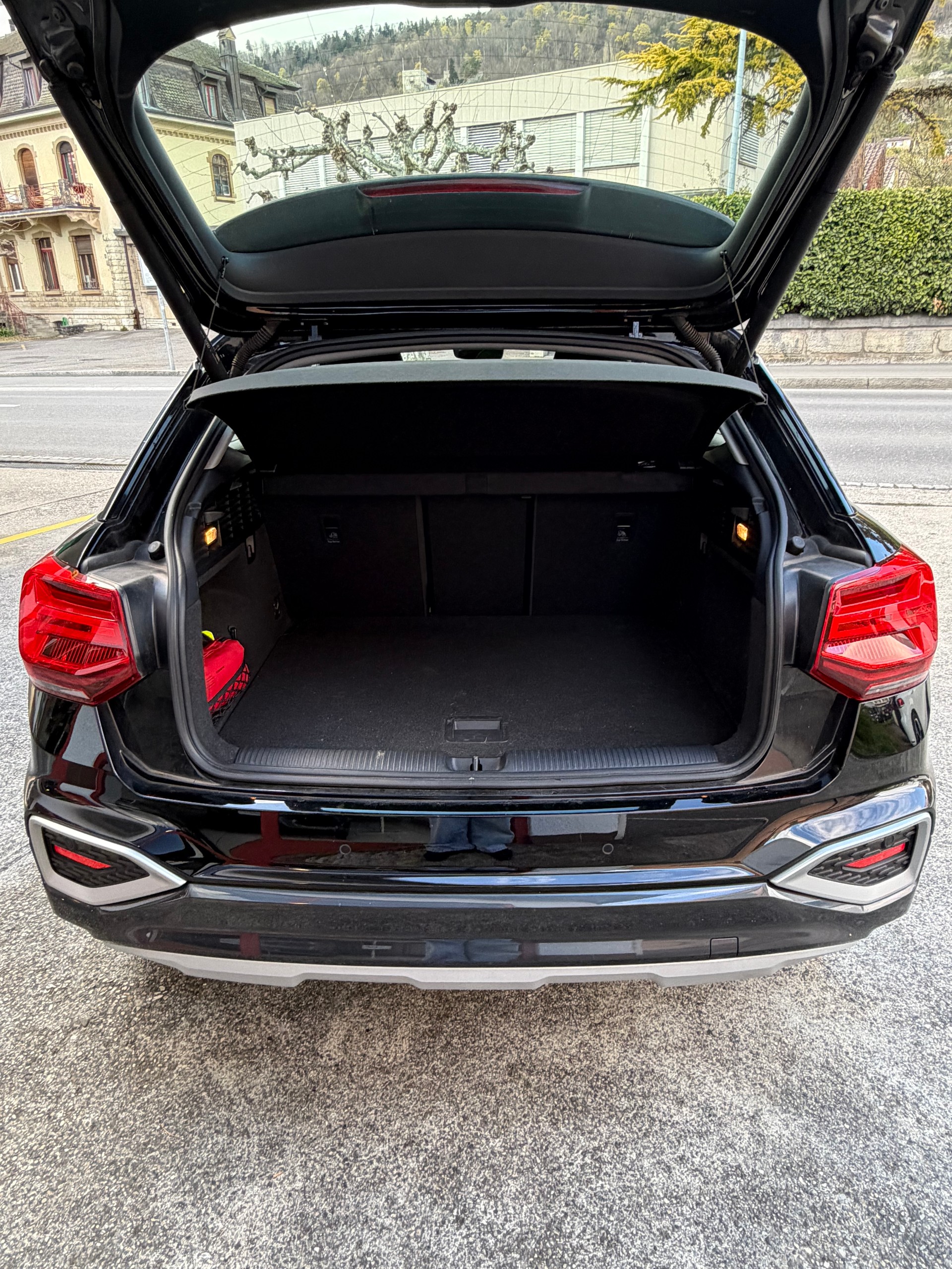 AUDI Q2 35 TFSI S-tronic-image-8