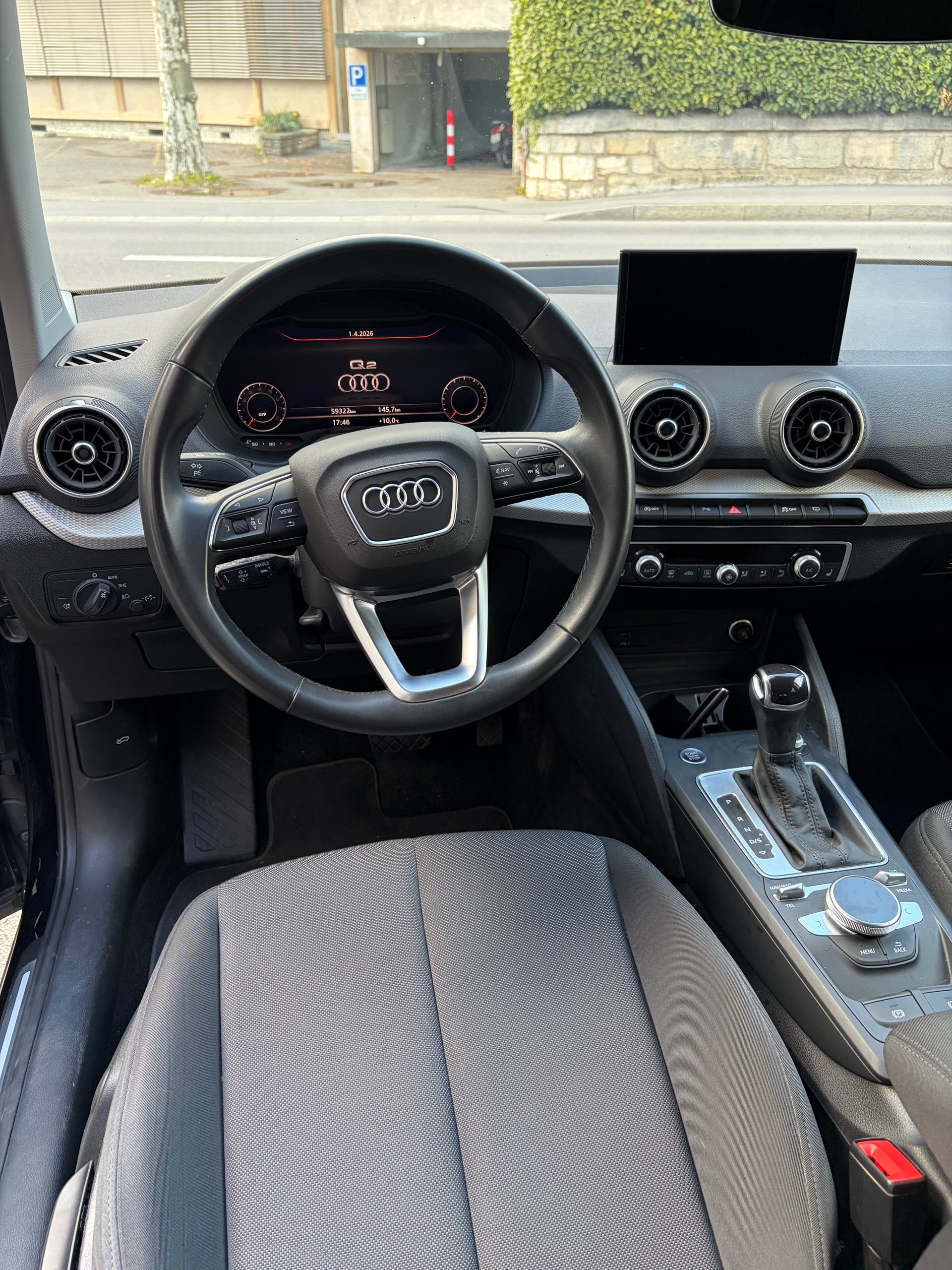 AUDI Q2 35 TFSI S-tronic-image-5