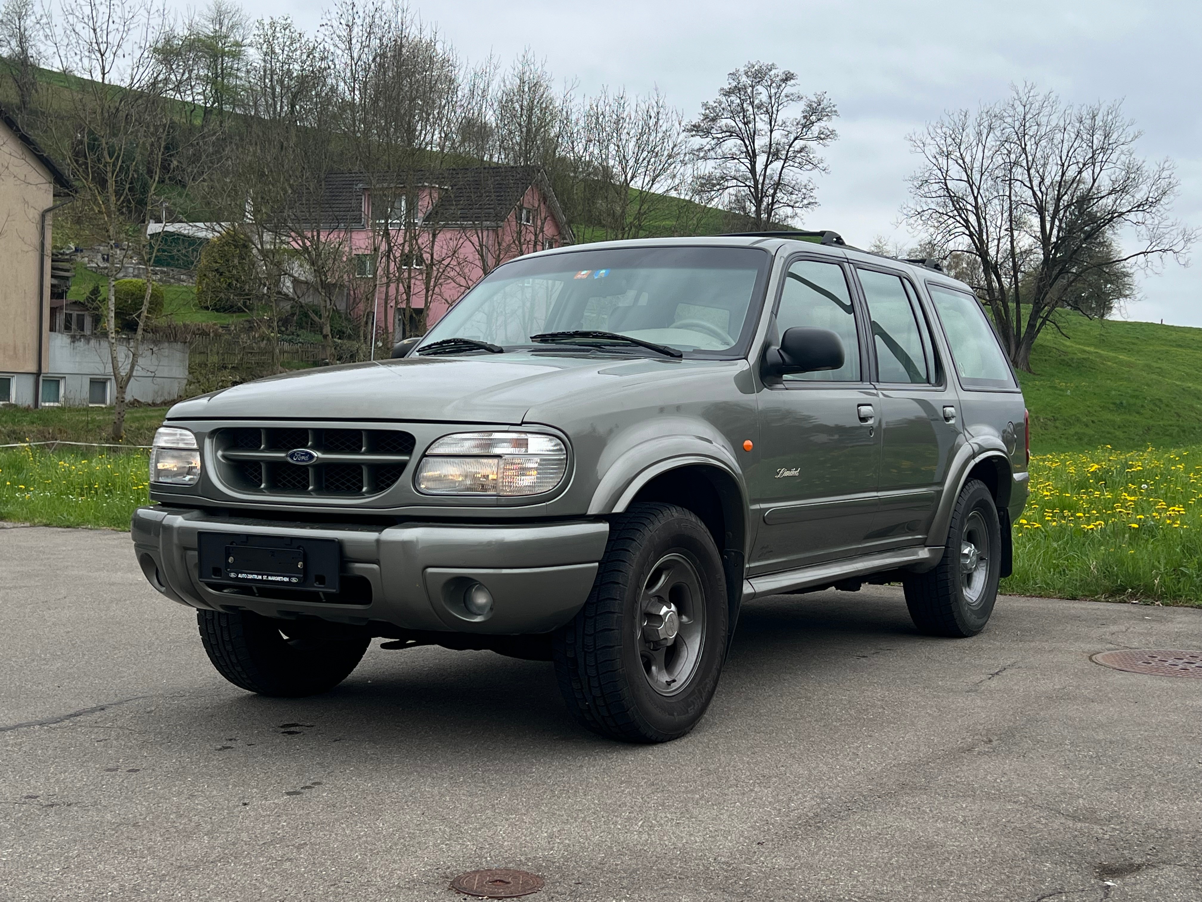 Car photo
