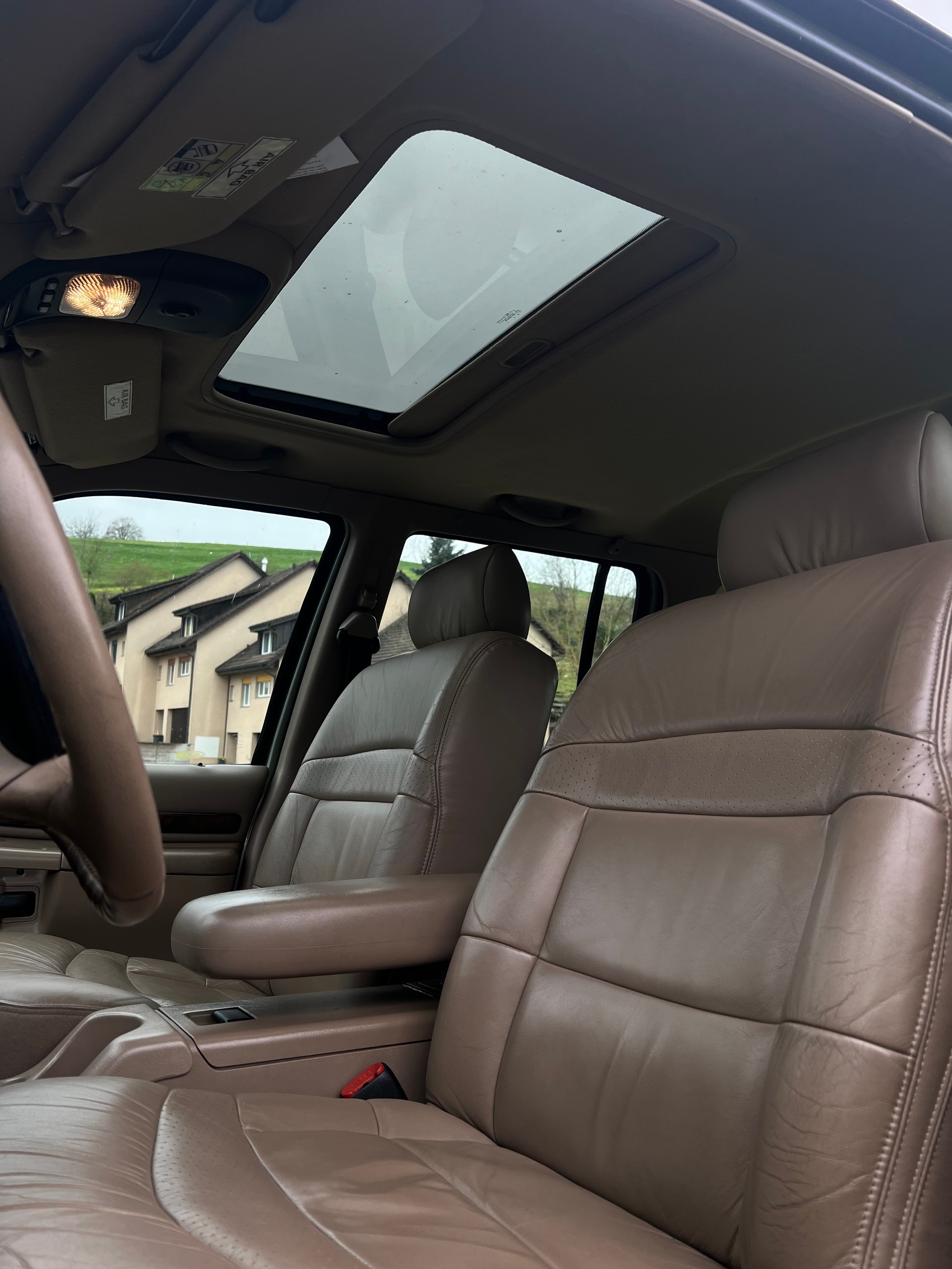 FORD Explorer 4.0 Ltd. Edition-image-6