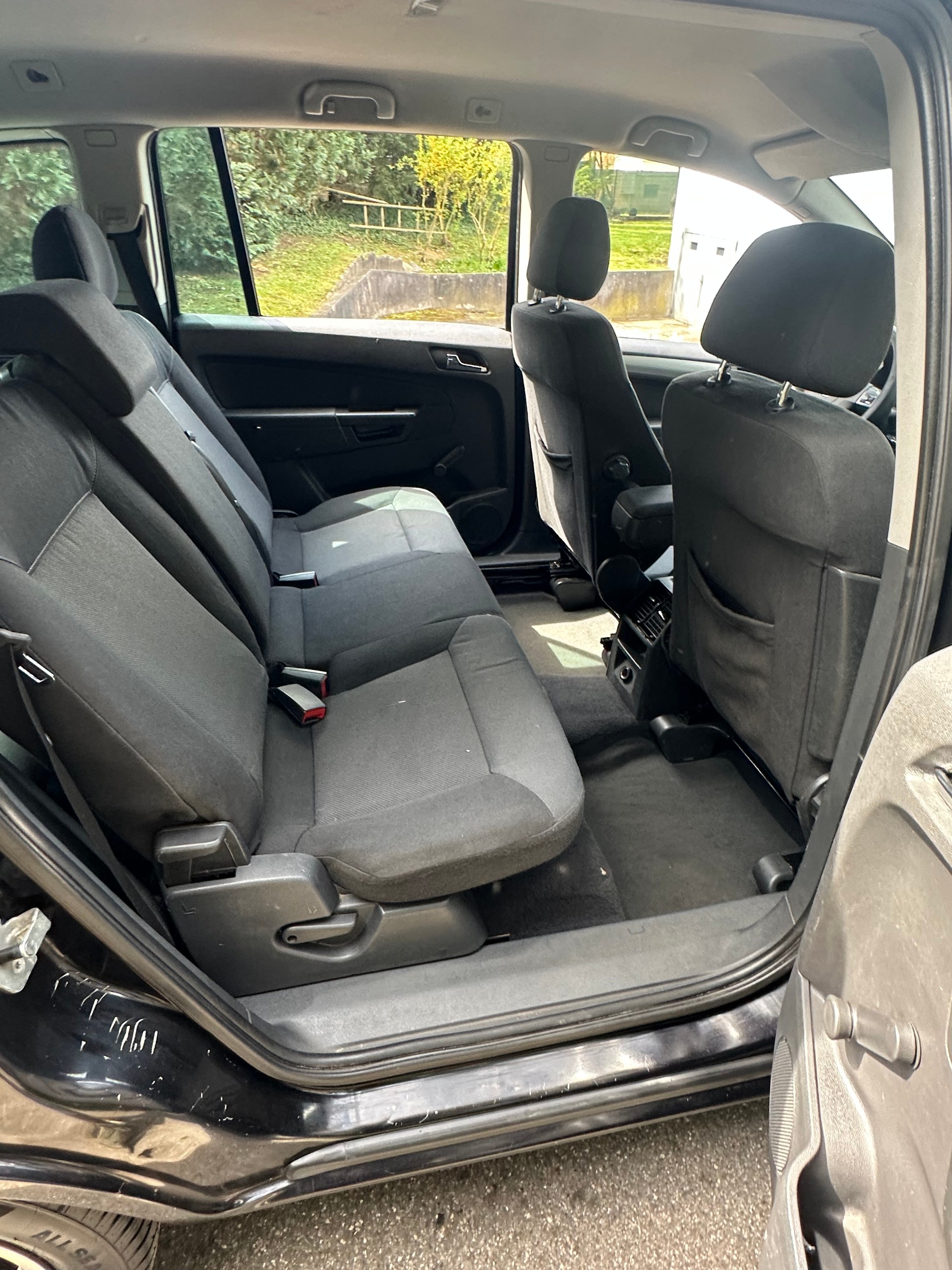 OPEL Zafira 2.2i 16V Enjoy-image-9
