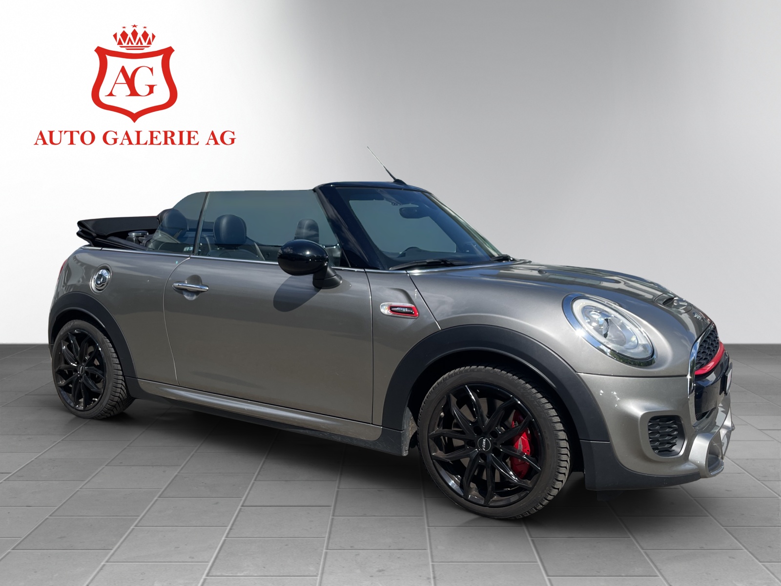 MINI Cooper John Cooper Works Cabriolet Steptronic-image-5