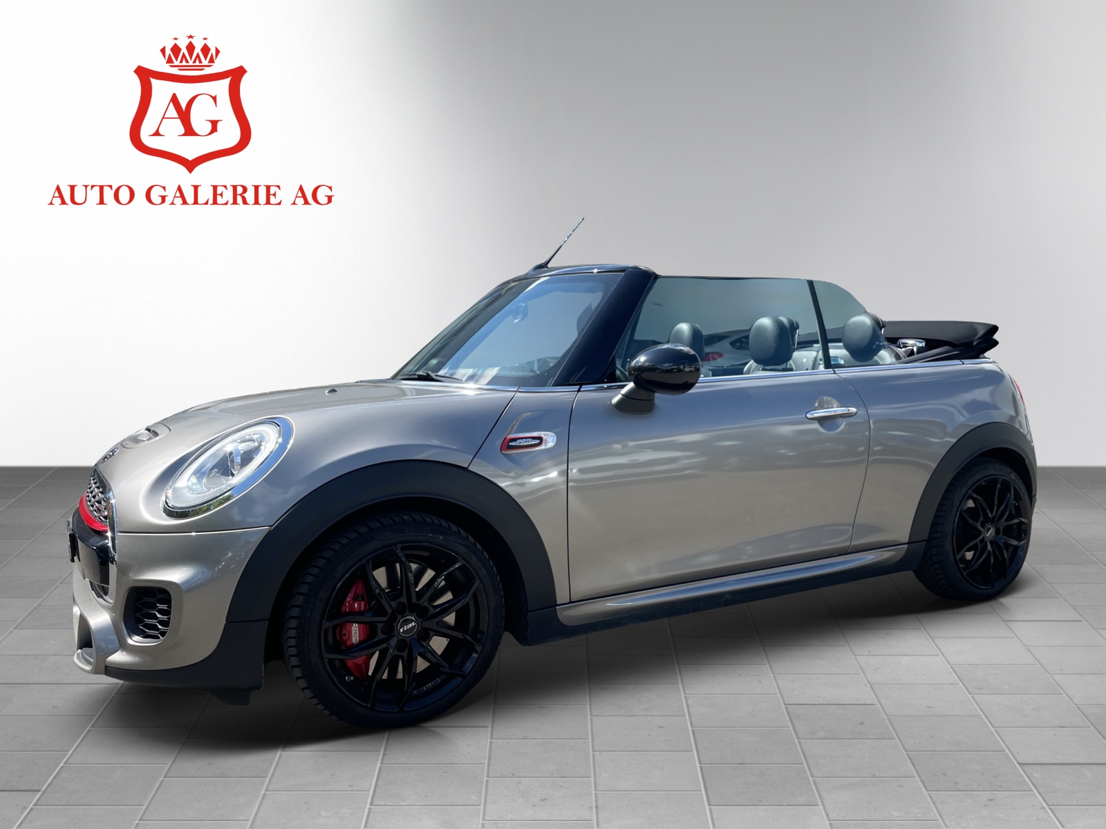 MINI Cooper John Cooper Works Cabriolet Steptronic-image-0