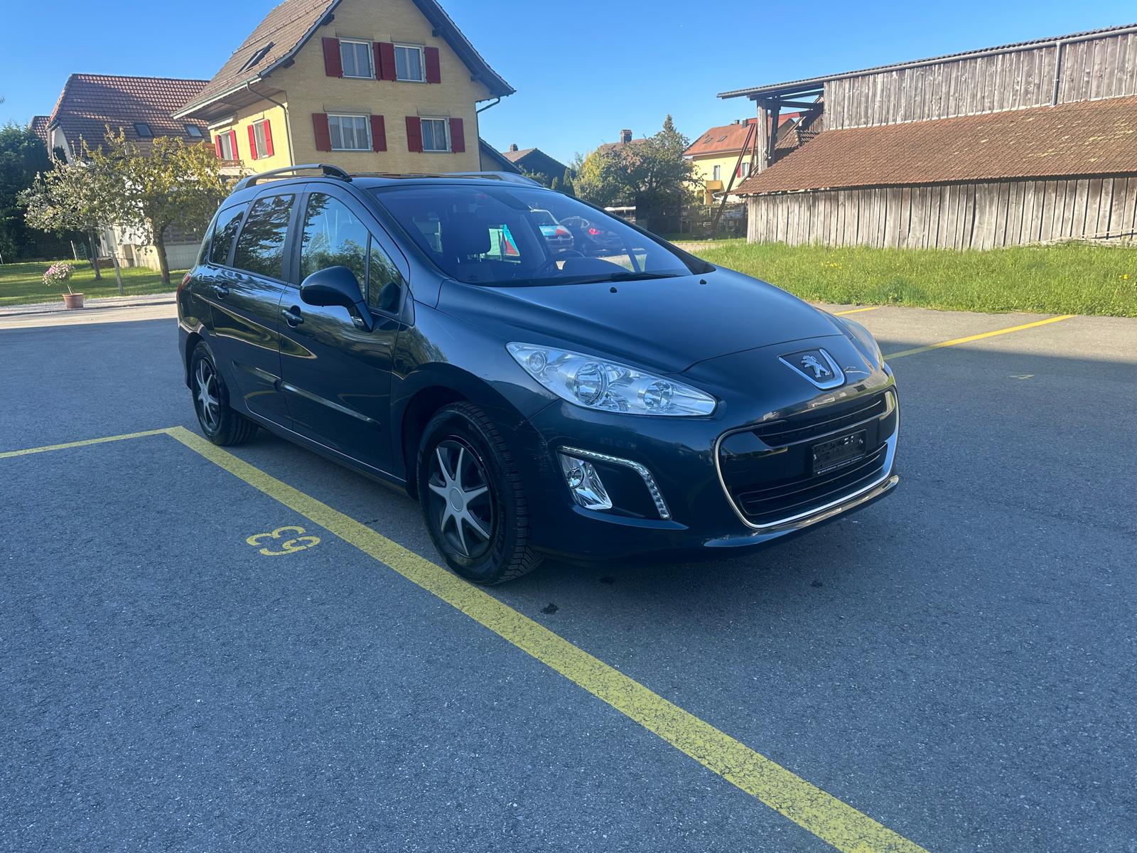 PEUGEOT 308 SW 1.6 16V VTI Active-image-0