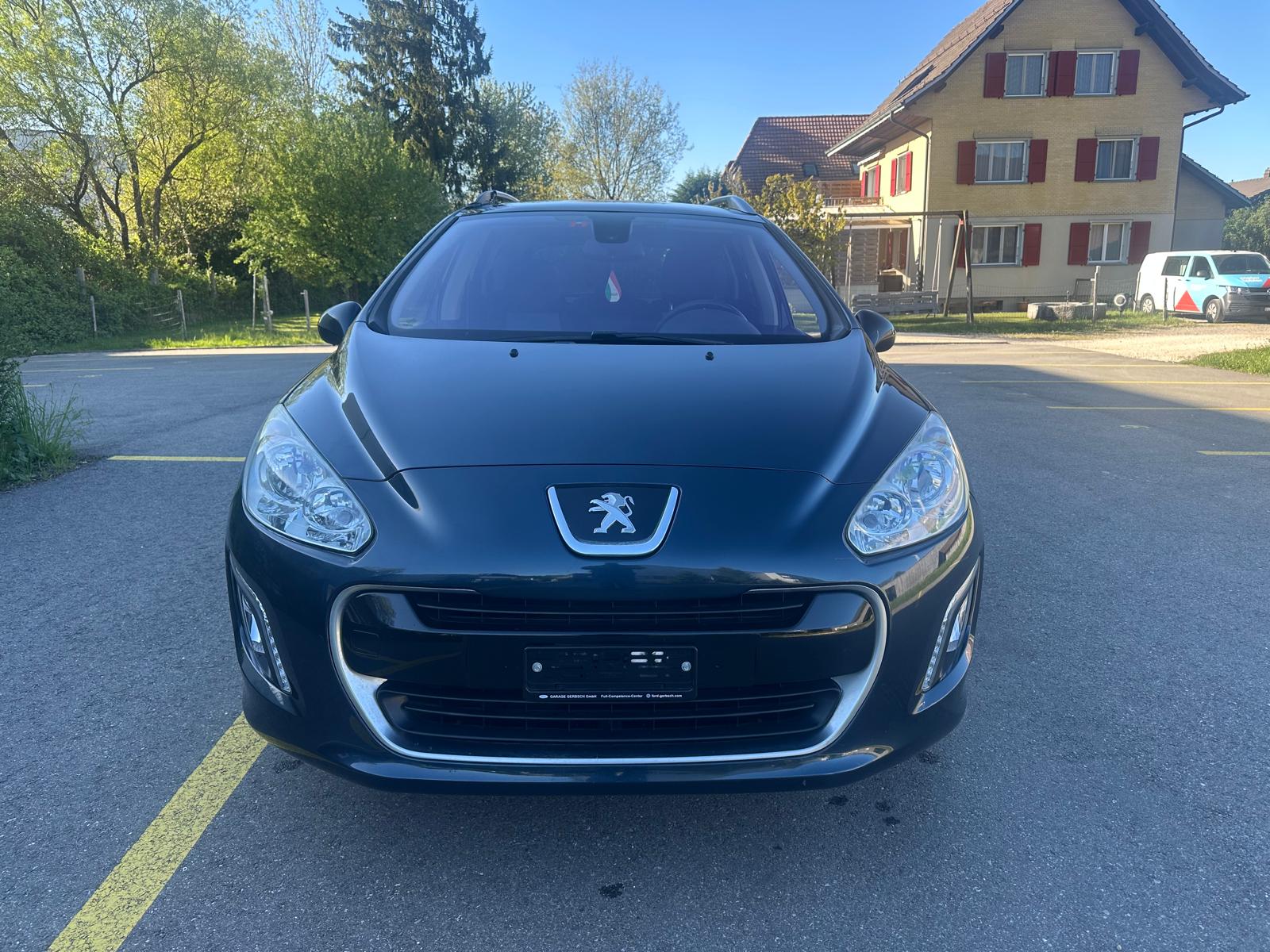PEUGEOT 308 SW 1.6 16V VTI Active-image-4