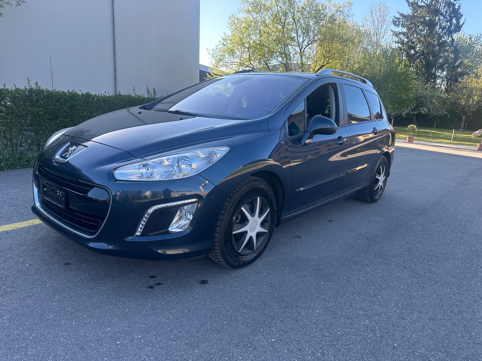 PEUGEOT 308 SW 1.6 16V VTI Active-image-1