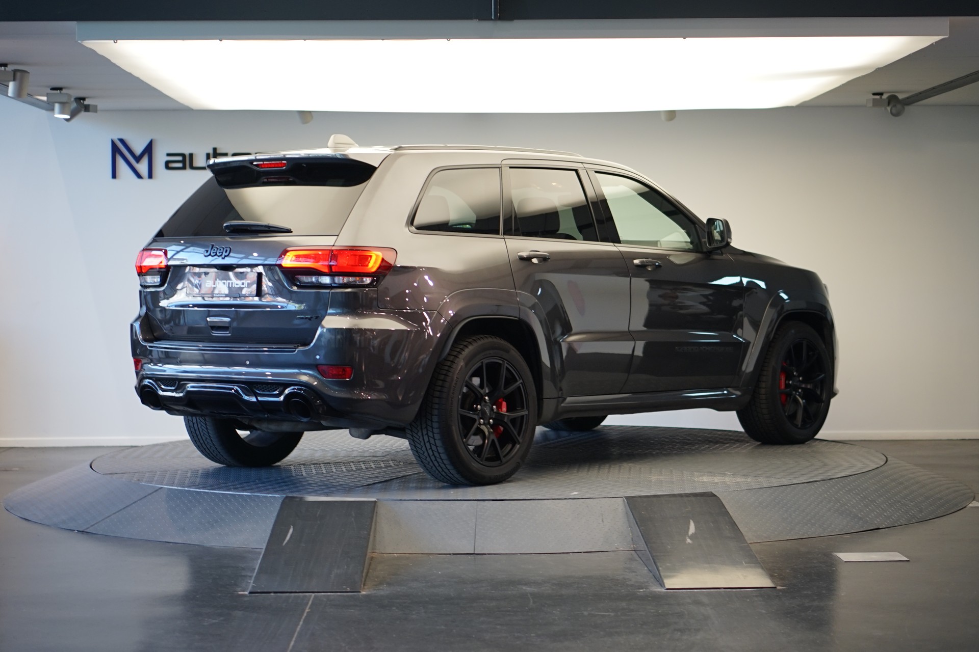 JEEP Grand Cherokee 6.4 V8 HEMI SRT8 Automatic-image-4