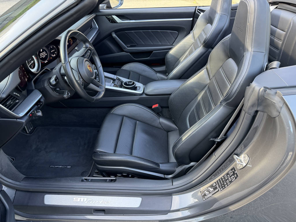 PORSCHE 911 Cabriolet 3.7 Turbo PDK-image-8