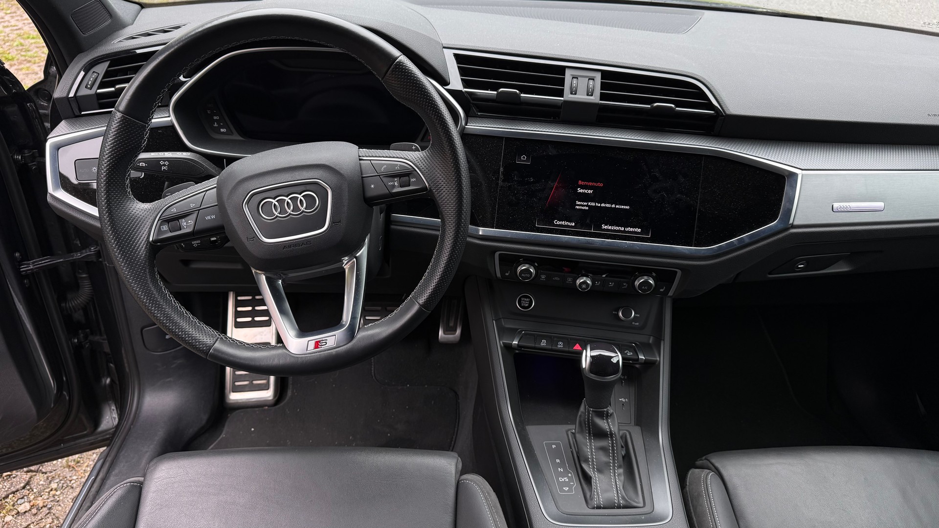 AUDI Q3 35 TFSI S line Attraction S-tronic-image-7