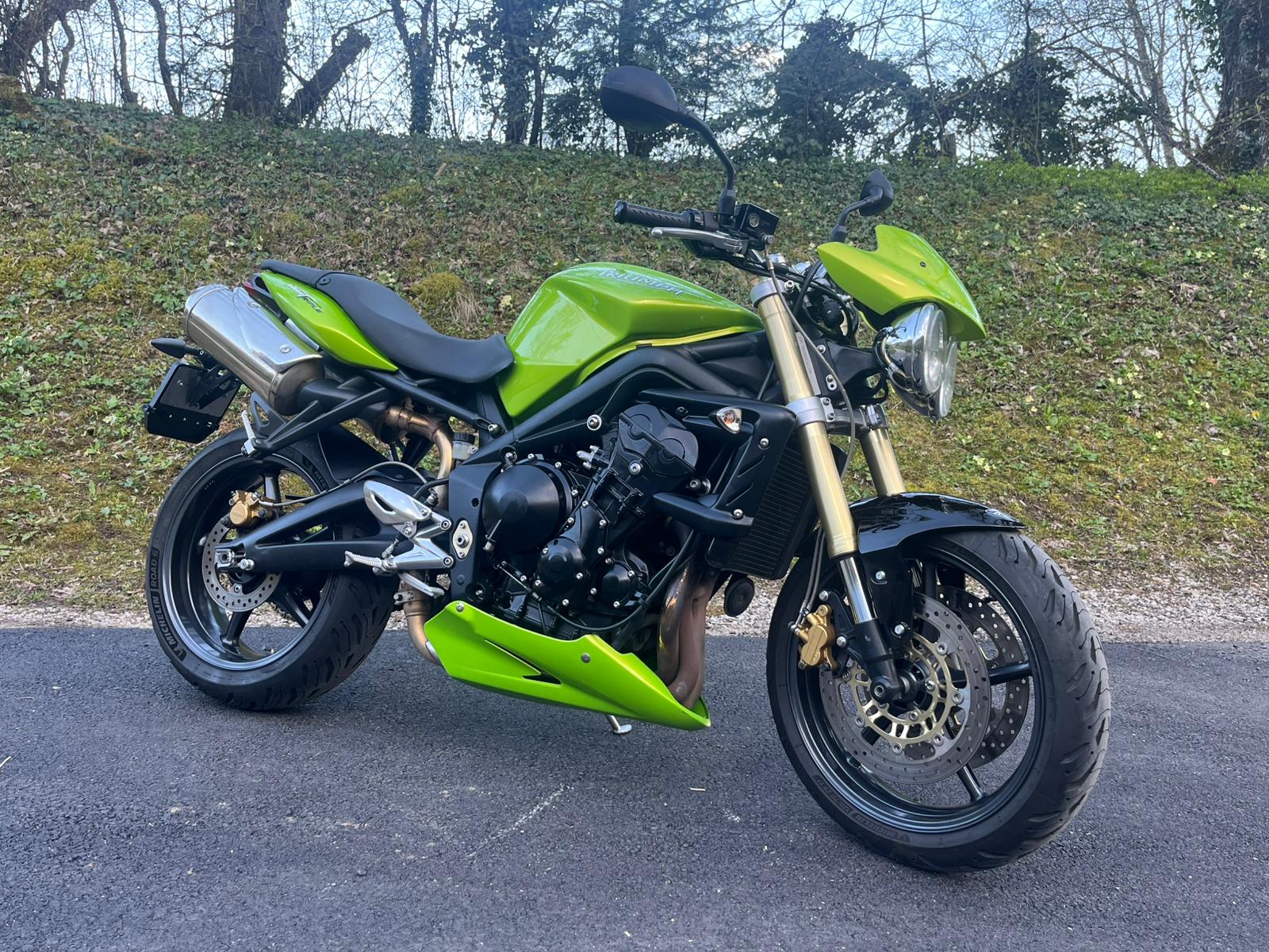 TRIUMPH Street Triple 675