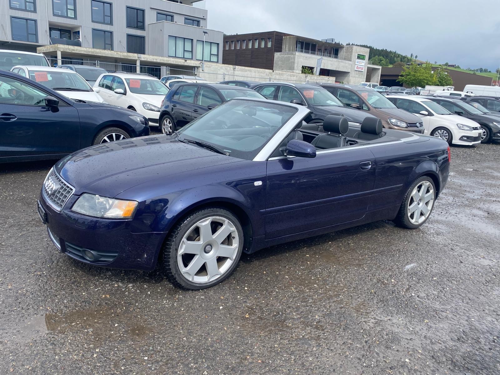 AUDI S4 Cabriolet 4.2 V8 quattro-image-1