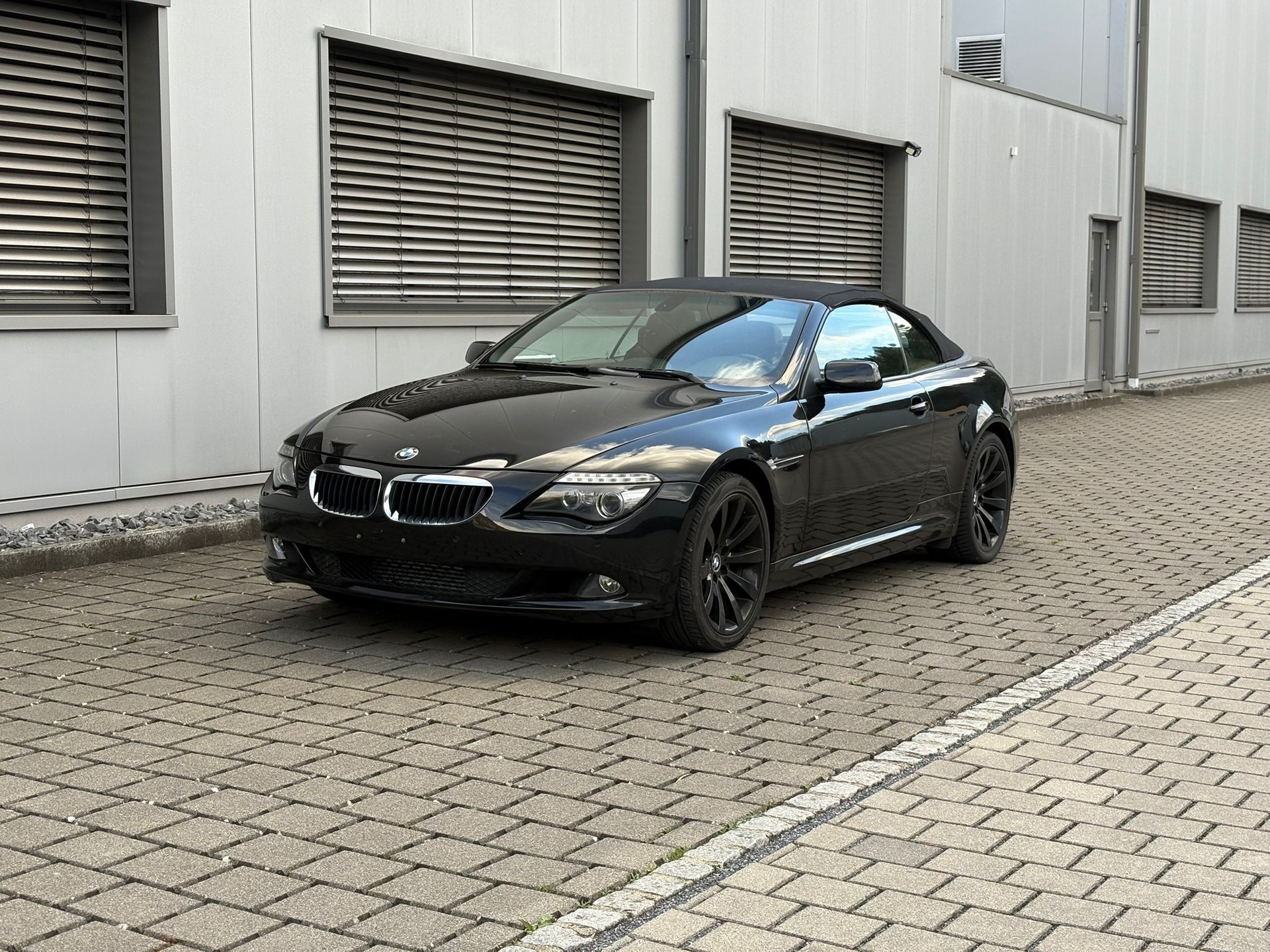 BMW 635-image-6