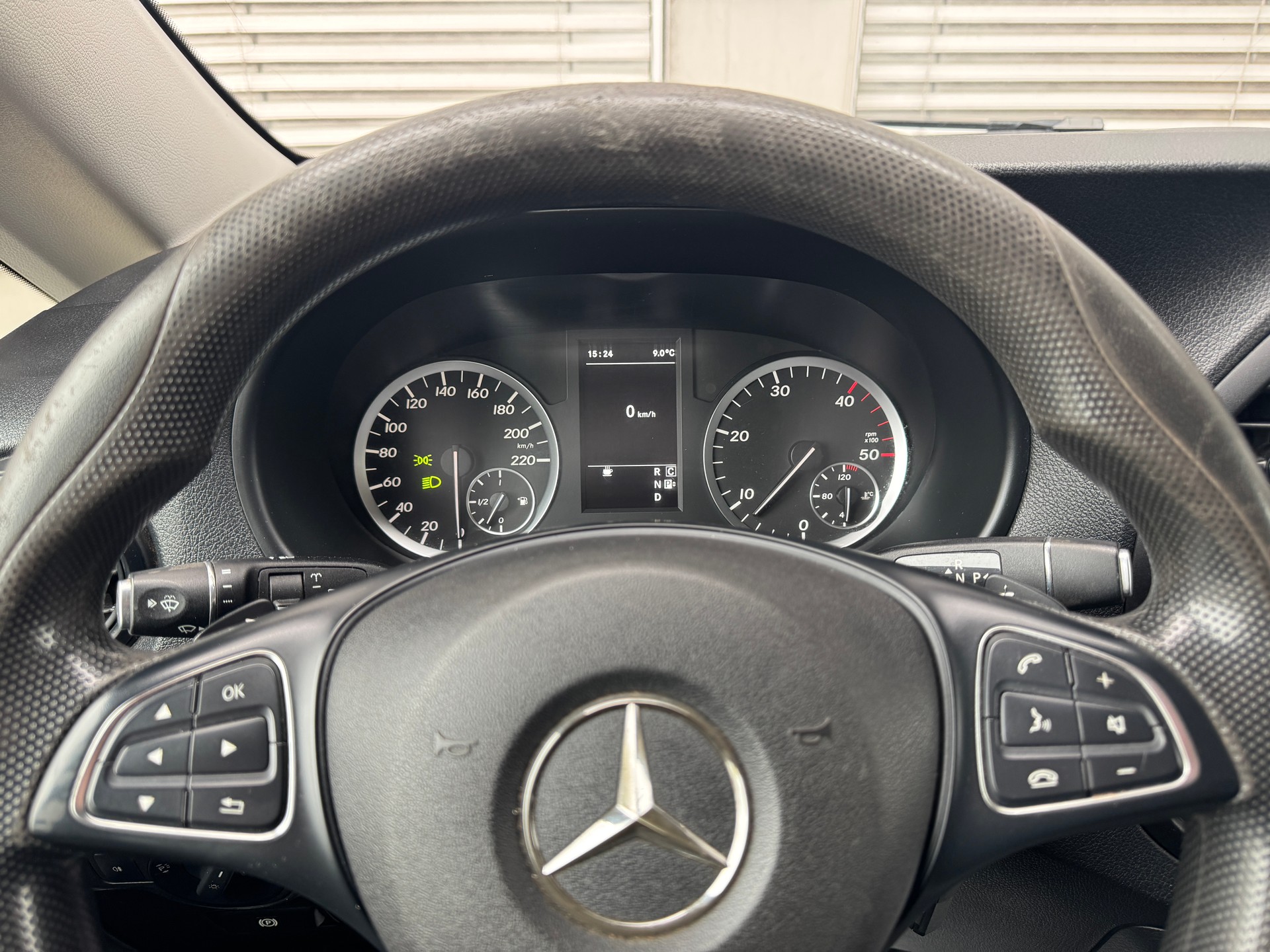 MERCEDES-BENZ Vito 119 BlueTEC Tourer Base L 4Matic 7G-Tronic-image-9
