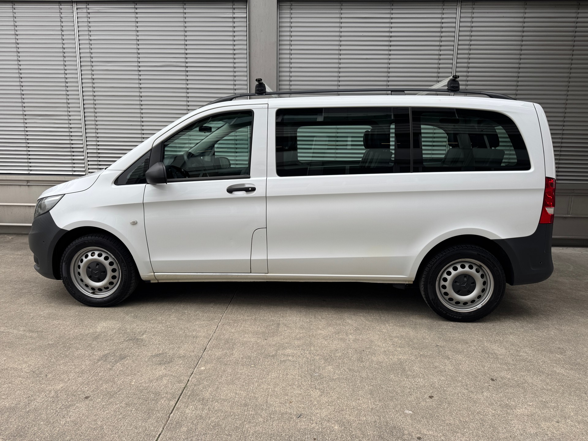 MERCEDES-BENZ Vito 119 BlueTEC Tourer Base L 4Matic 7G-Tronic-image-2