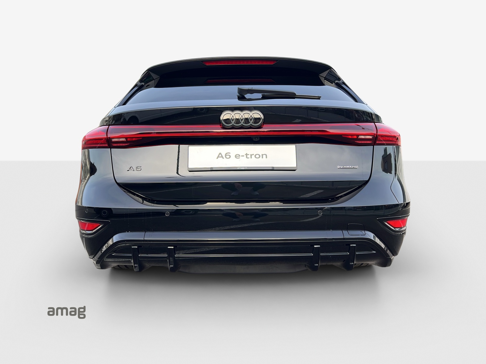 AUDI A6 Avant e-tron quattro-image-3