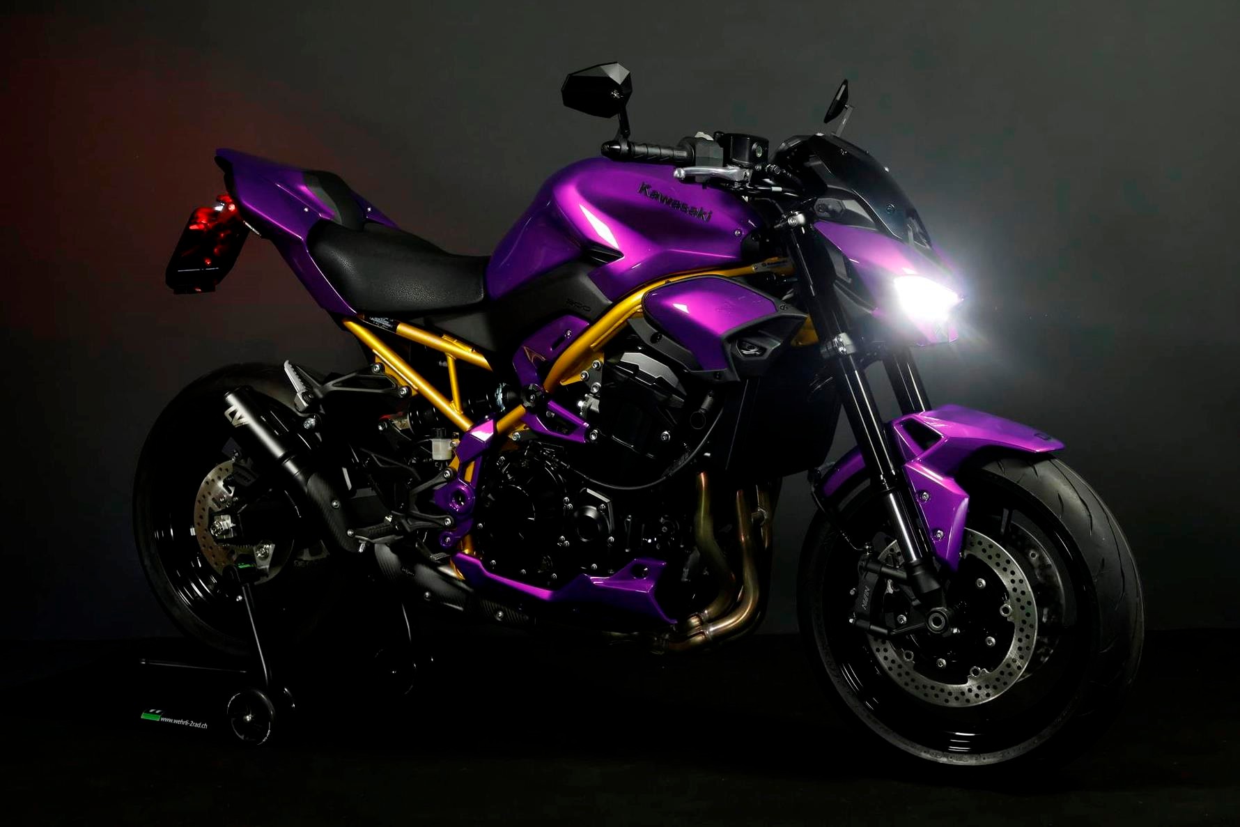 KAWASAKI Z 900 (91/70/35 KW) *Aladin* Level 3-showroom-element-1