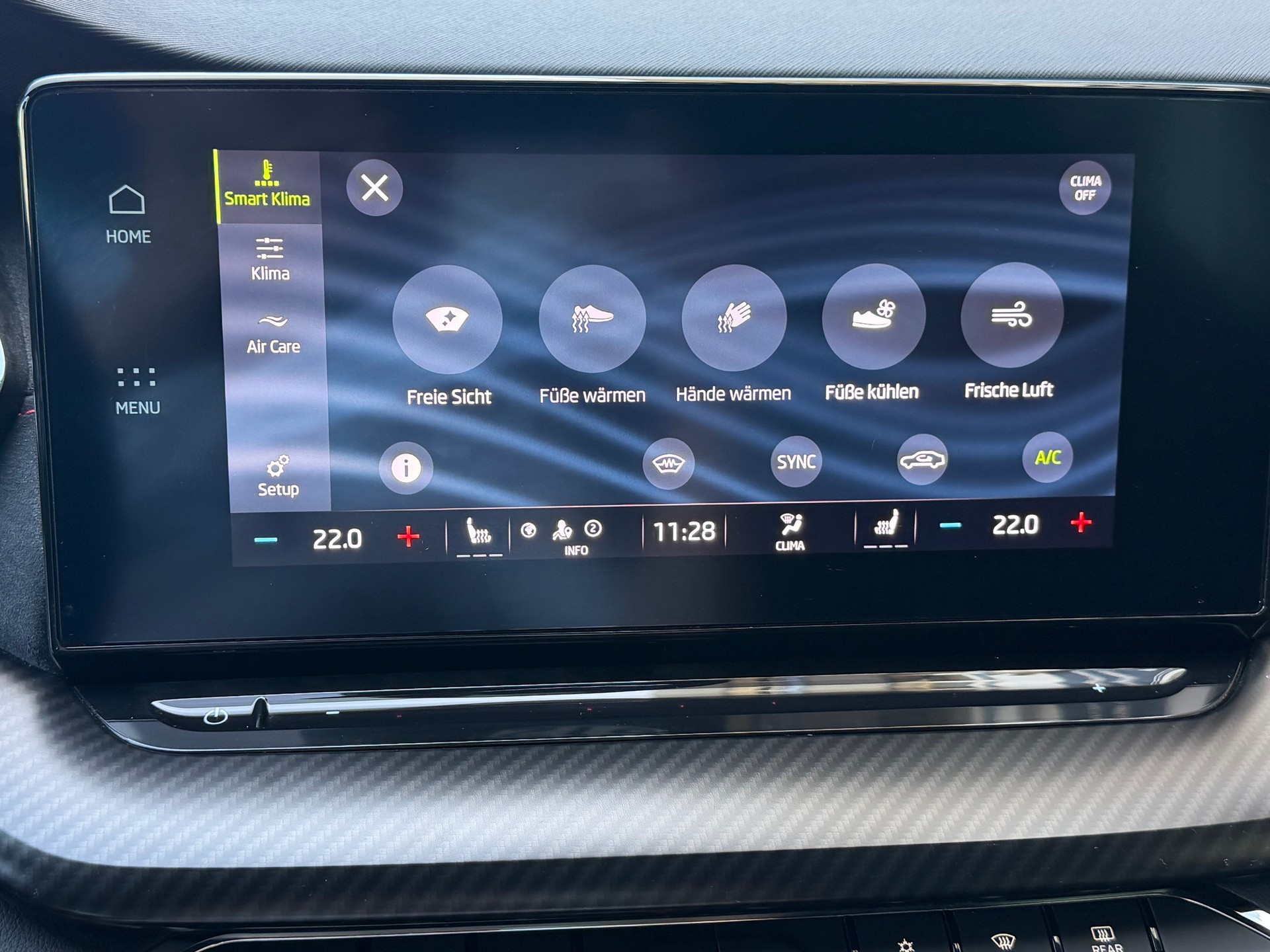 SKODA Octavia Combi 2.0 TSI DSG RS-image-25