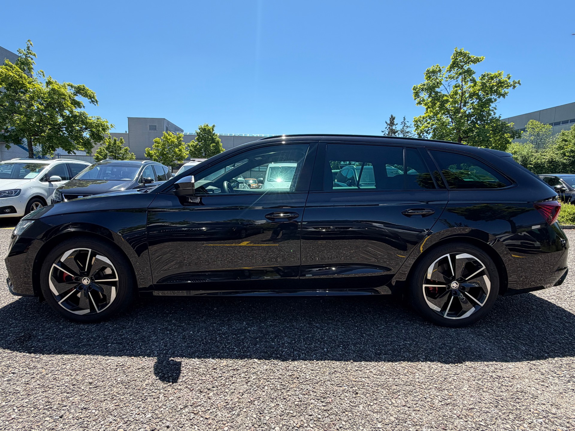 SKODA Octavia Combi 2.0 TSI DSG RS-image-7